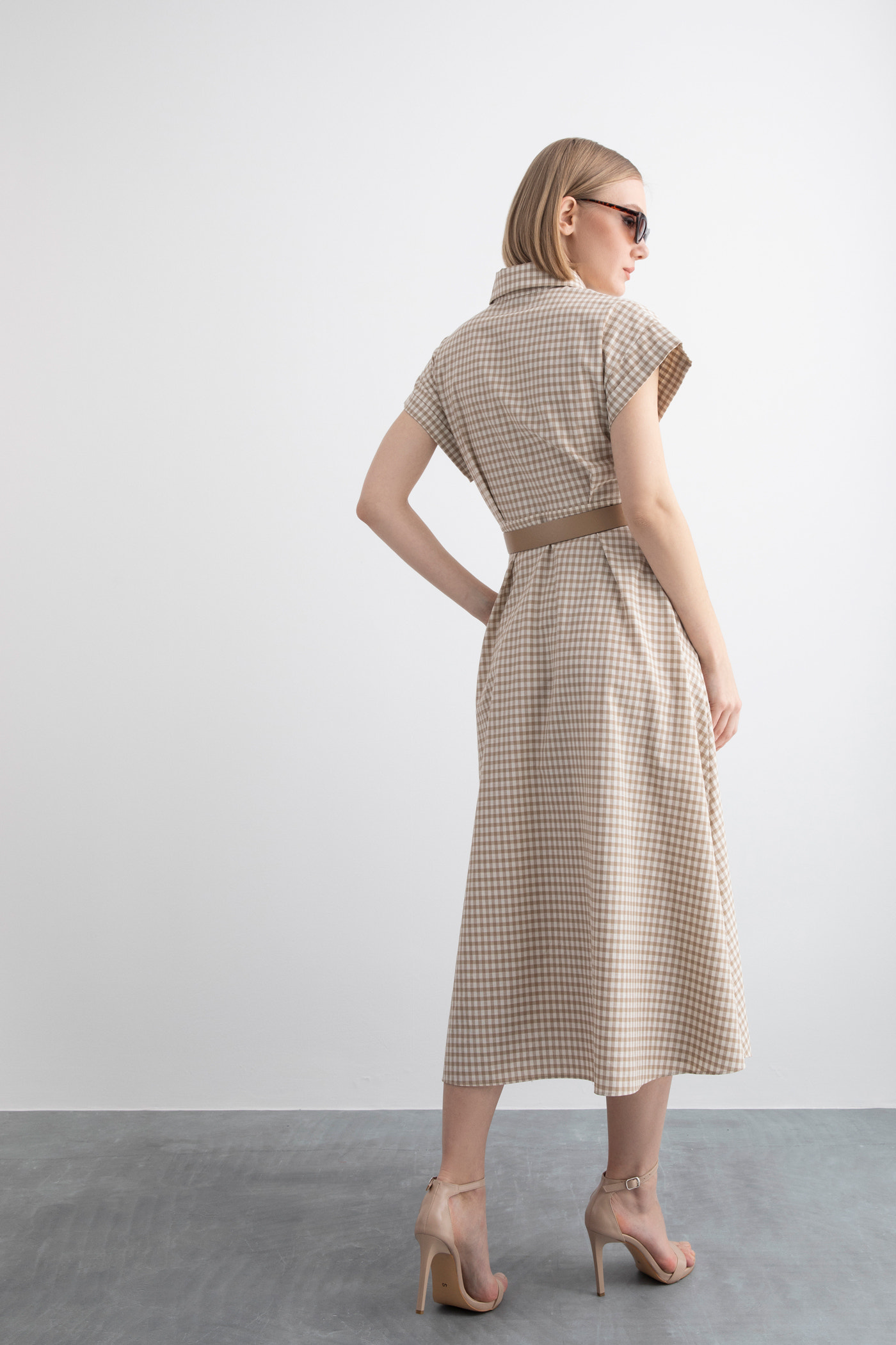 Potikare Maxi Gömlek Yakalı Kısa Kollu Midi Elbise