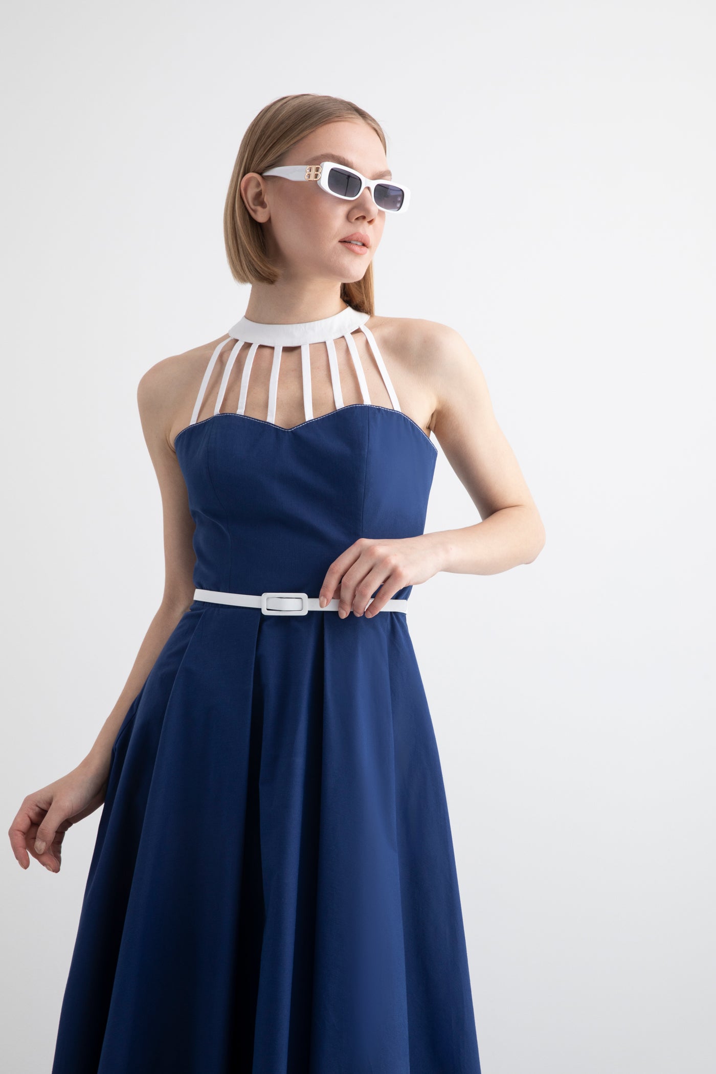 Kemerli Korse Görünümlü Kloş Etekli Midi Boy Pamuk Elbise