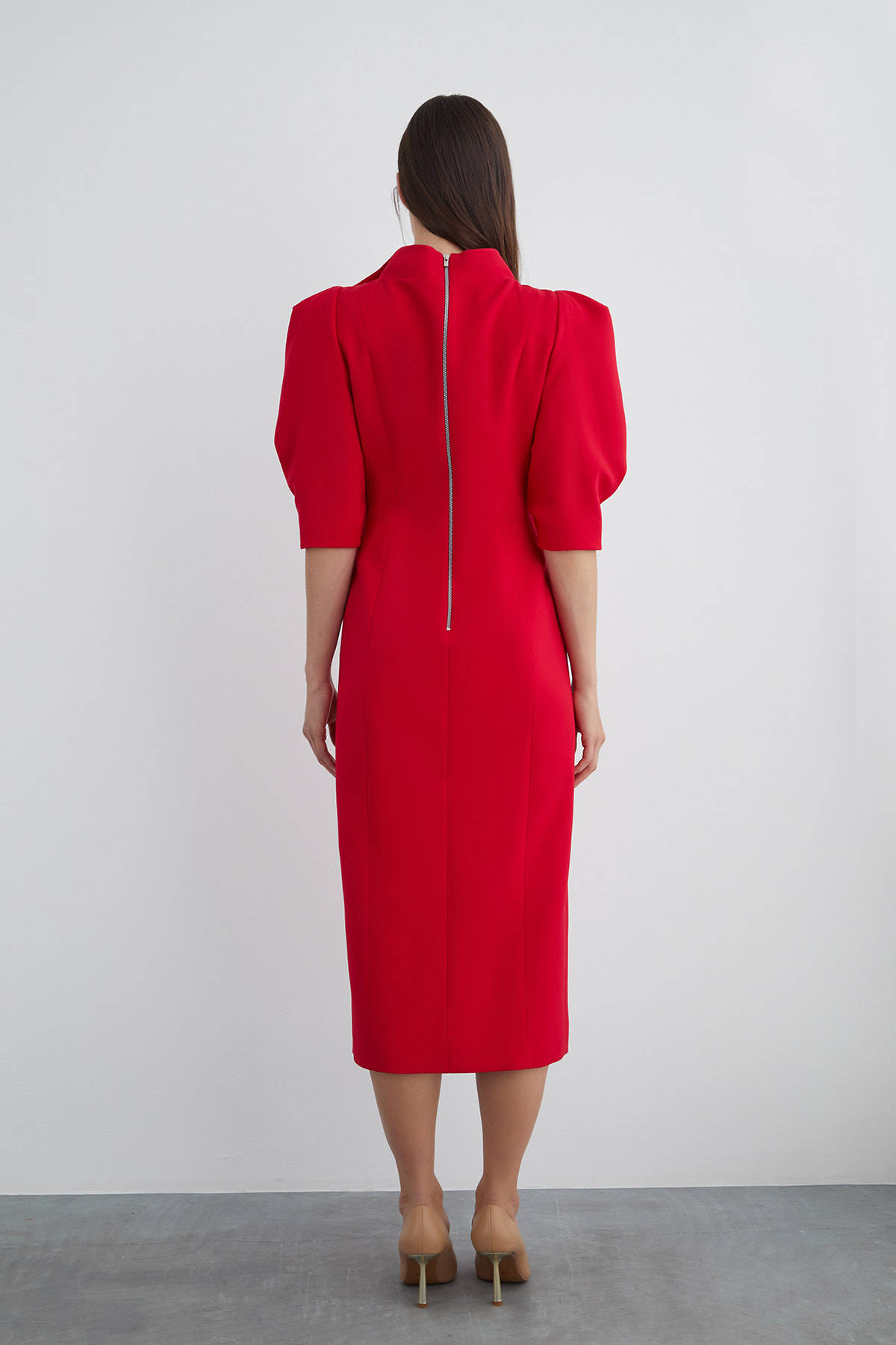 İşleme Detay Önü Yırtmaçlı Karpuz Kollu Midi Boy Elbise