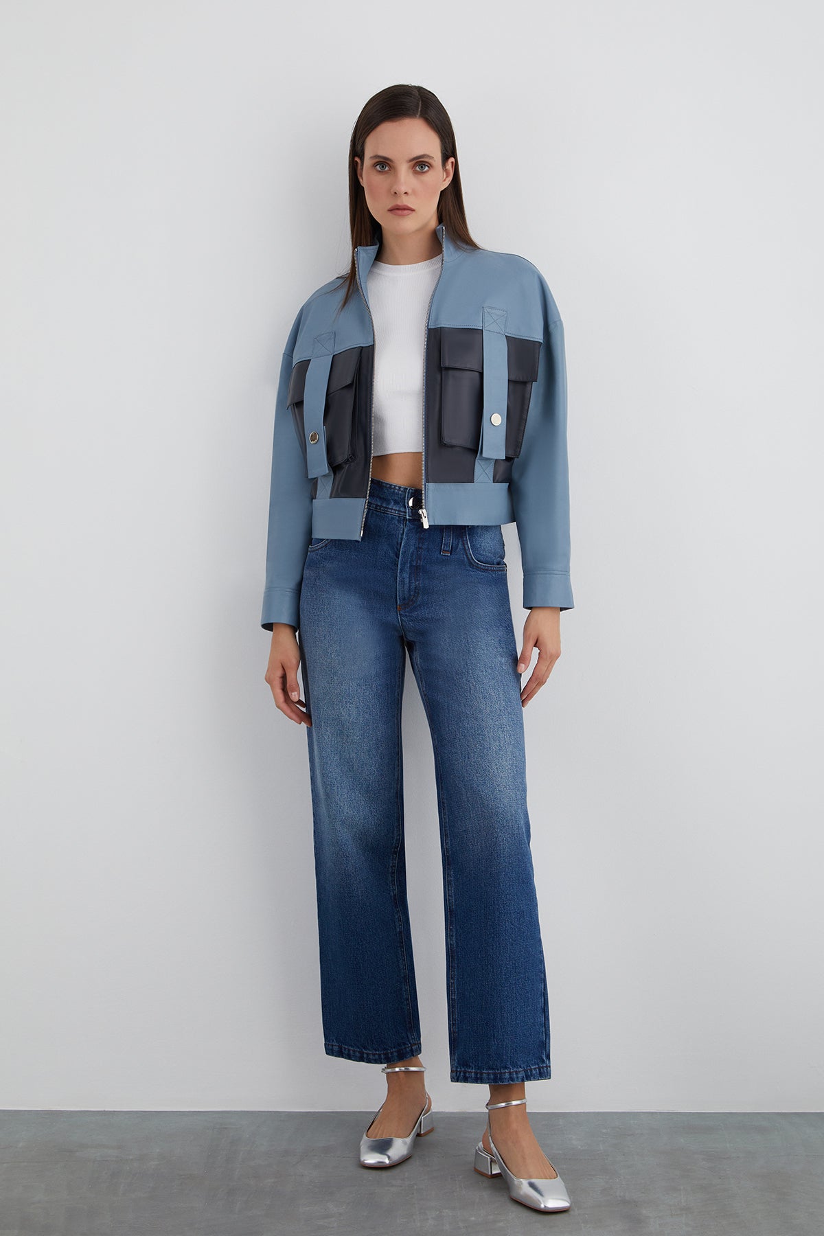 Dik Yaka Kutu Form Deri Ceket