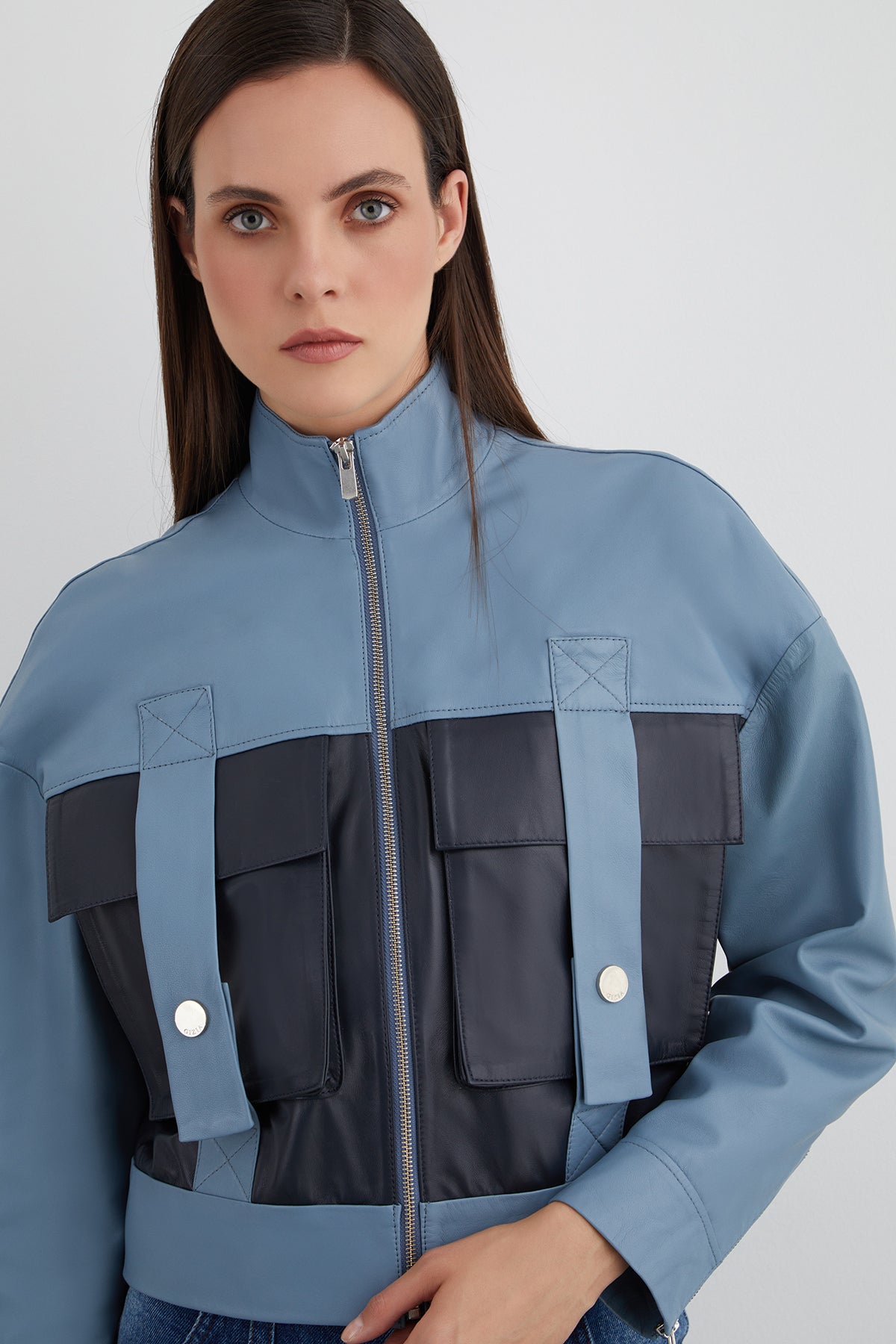 Dik Yaka Kutu Form Deri Ceket