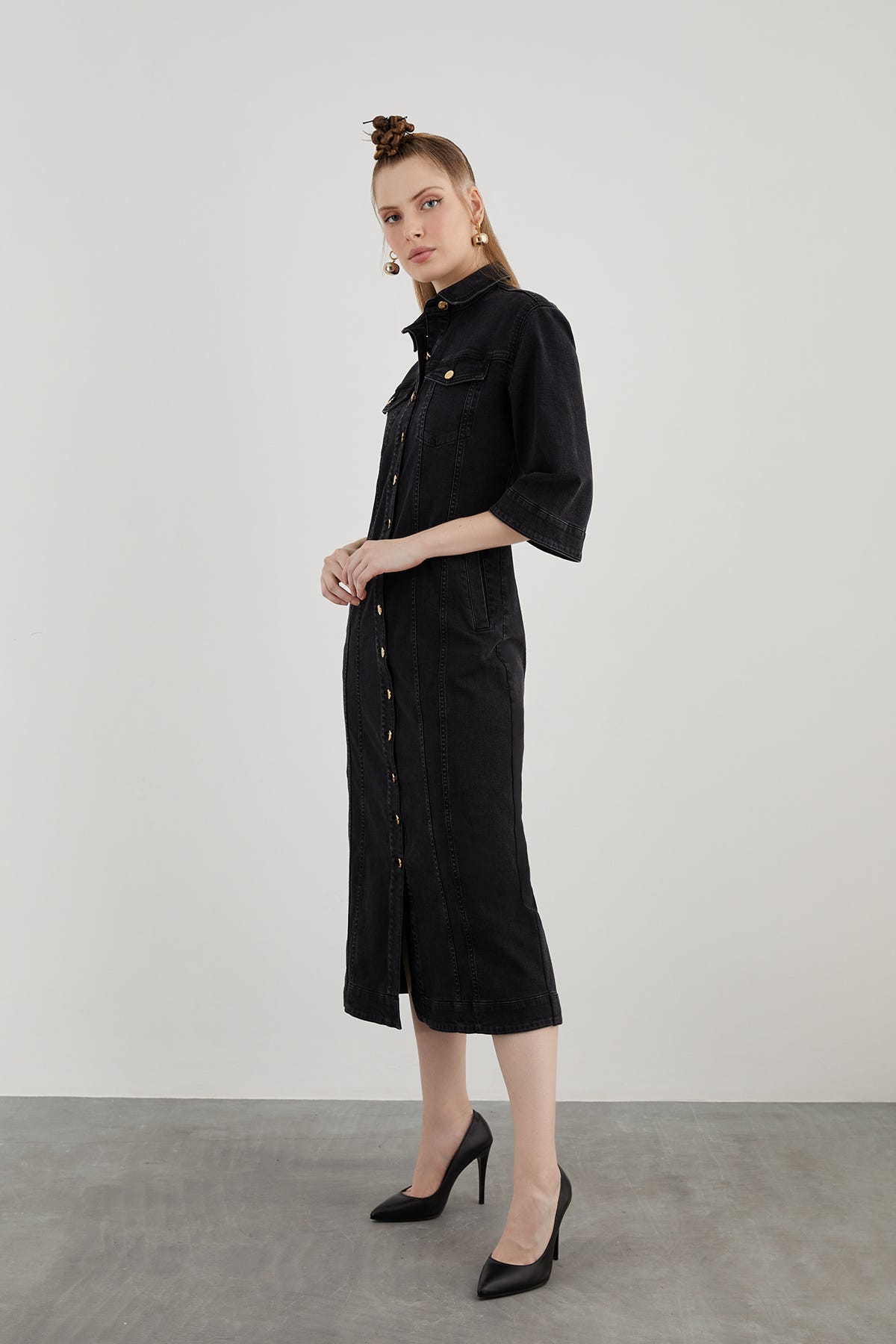 İki Cepli Truvakar Kollu Midi Boy Denim Elbise