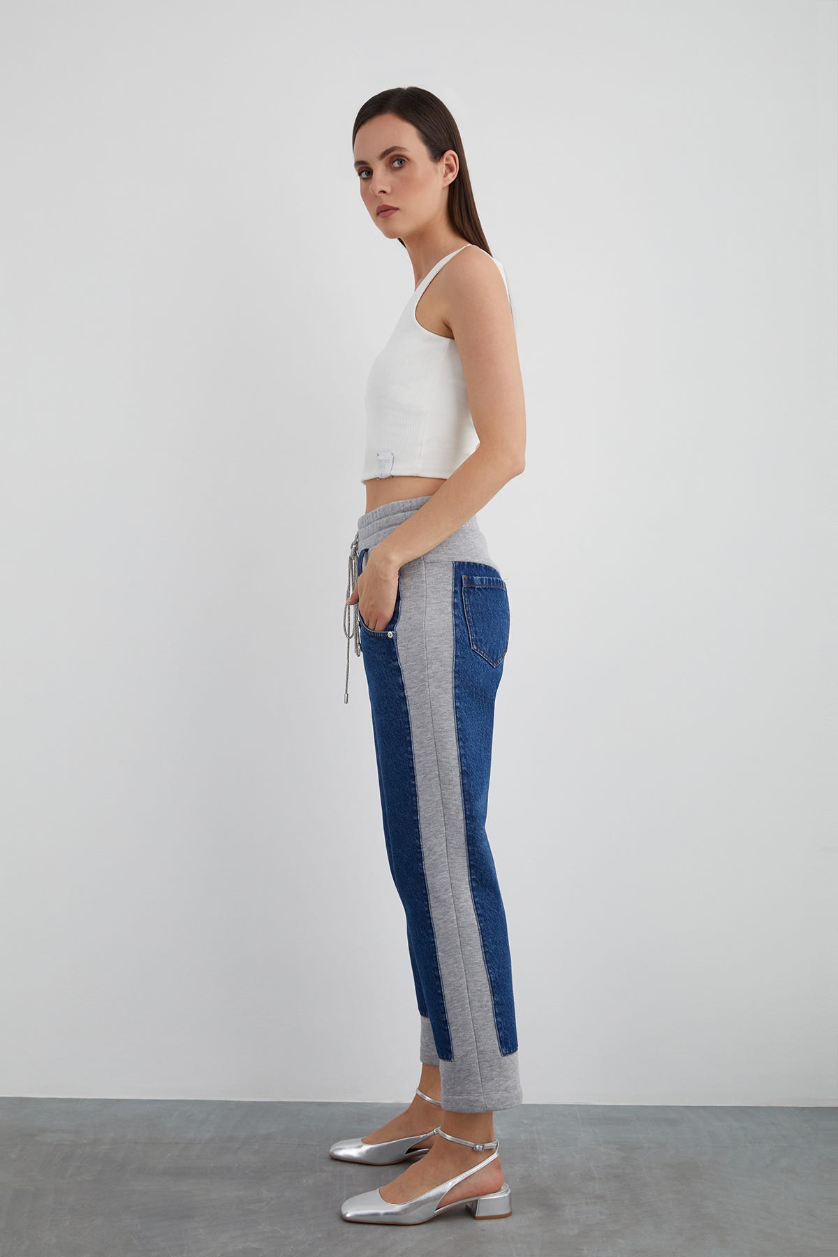 Kordon Detaylı Jean Garnili Beli Lastikli Pantolon