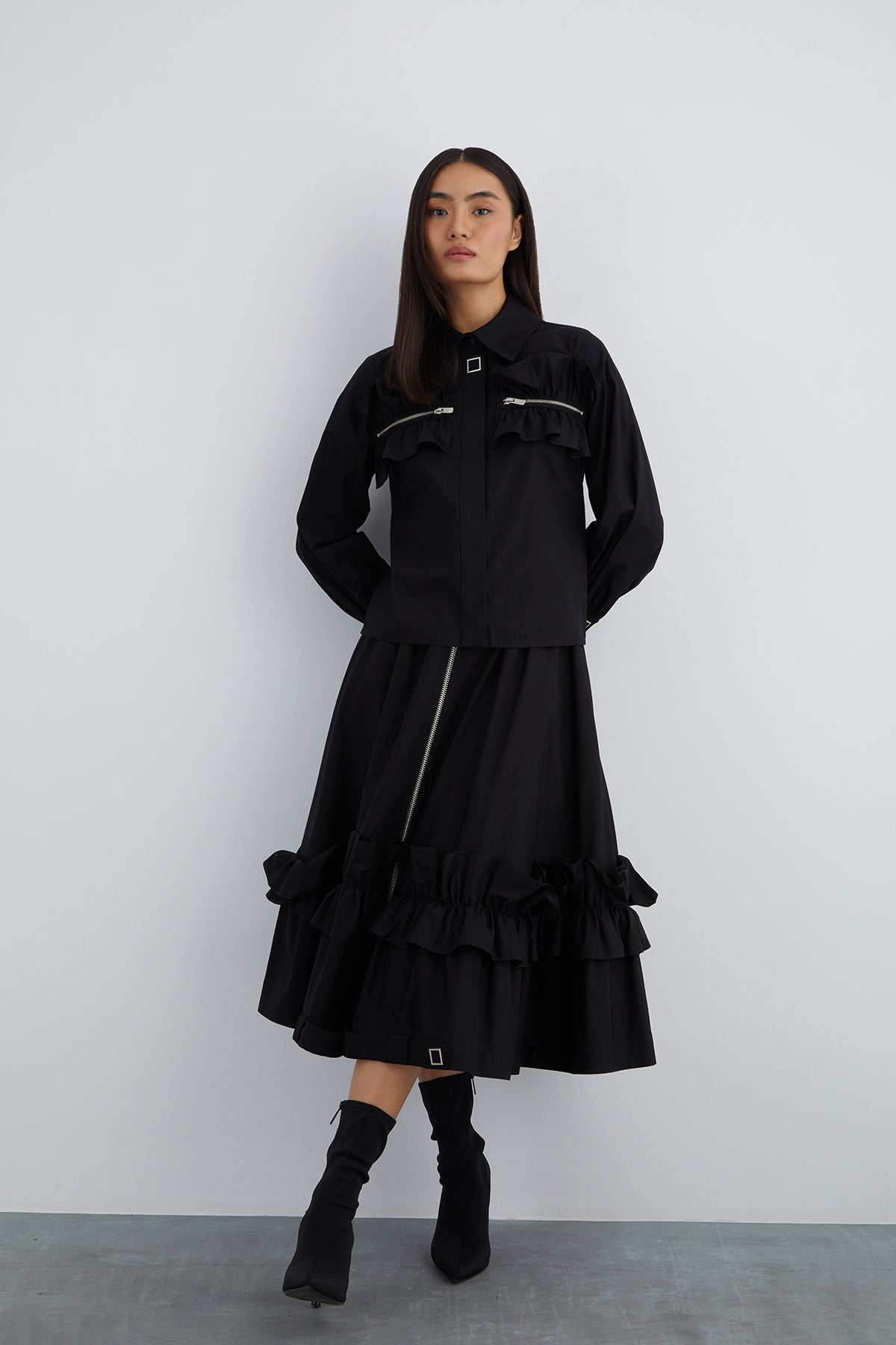 Süs Fermuar Detaylı Yakası Çtçıtlı Uzun Kol Poplin Gömlek