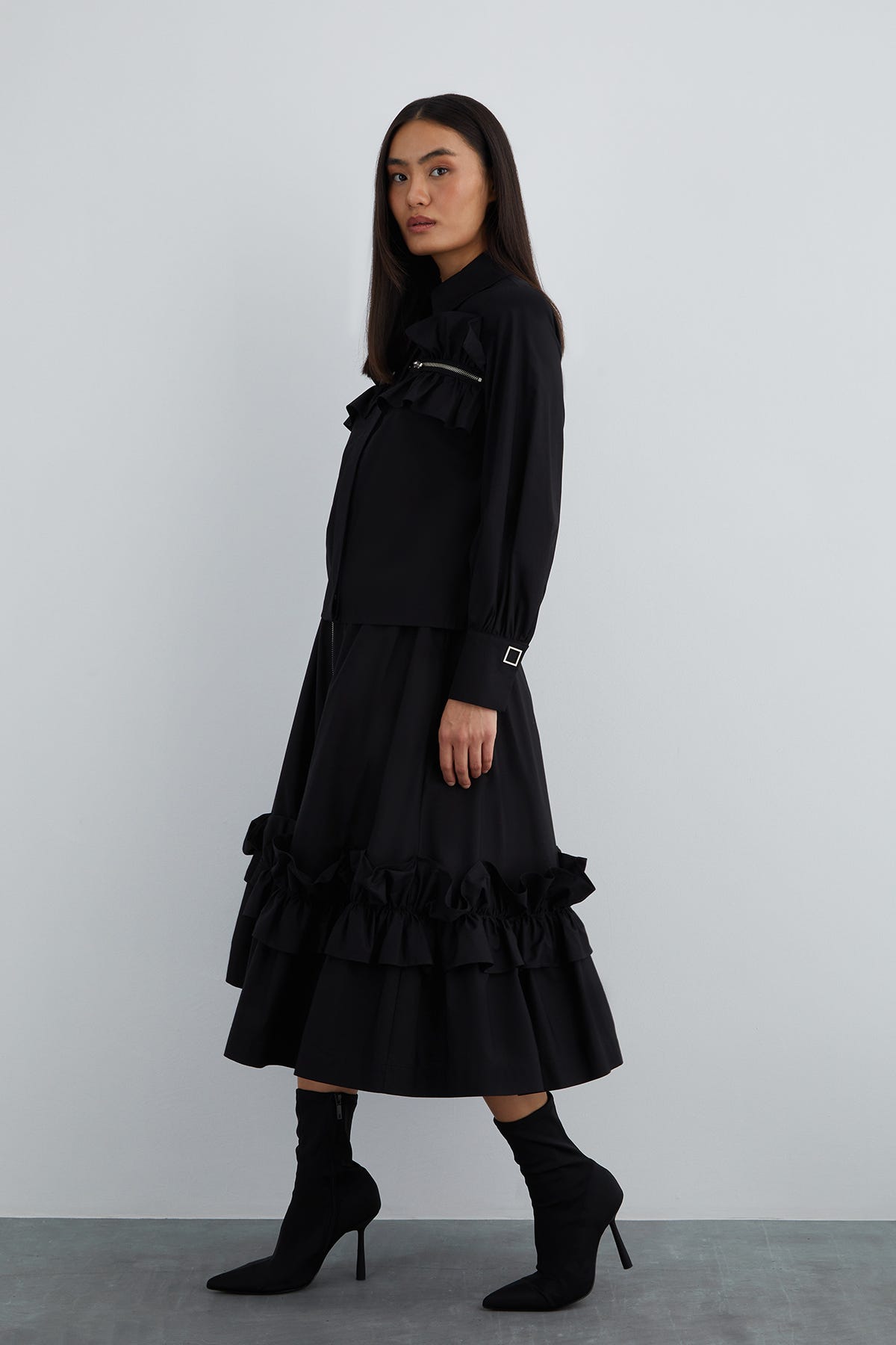 Süs Fermuar Detaylı Yakası Çtçıtlı Uzun Kol Poplin Gömlek