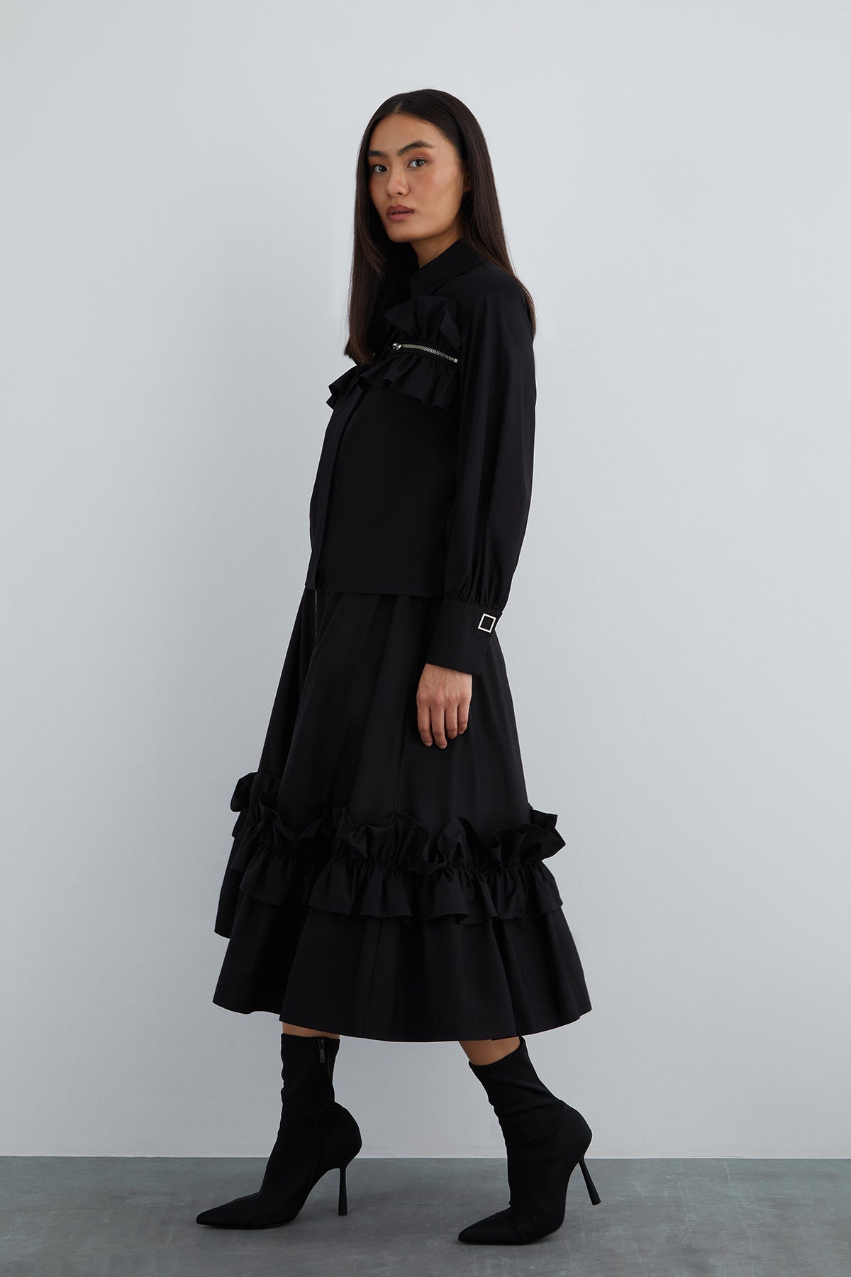 Süs Fermuar Detaylı Yakası Çtçıtlı Uzun Kol Poplin Gömlek