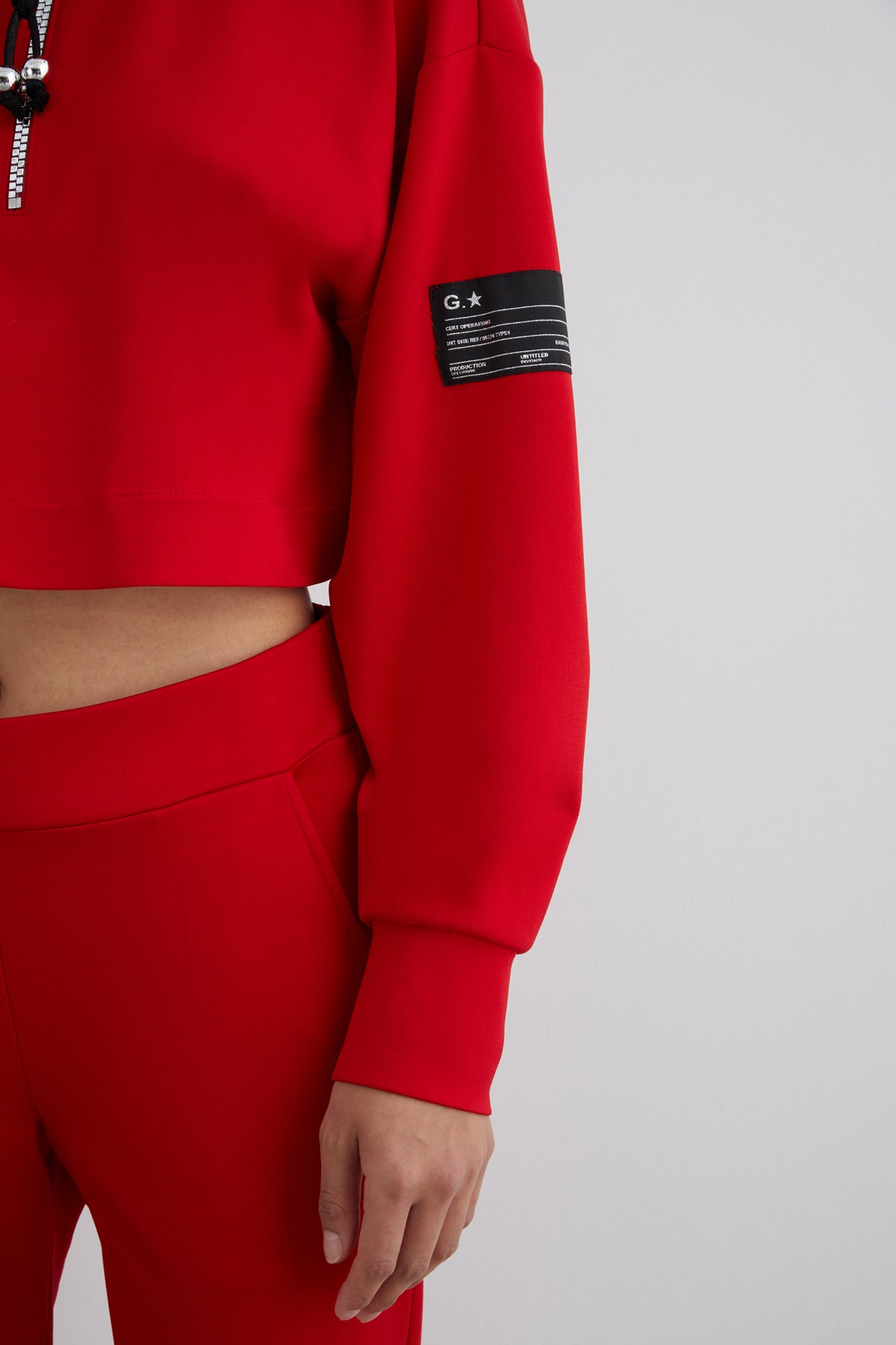 Etiket Detay Önü Fermuarlı Sweatshirt