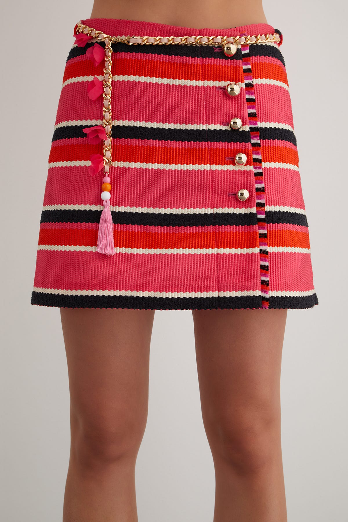 Zincir Kemer Detaylı Süs Düğmeli Etek