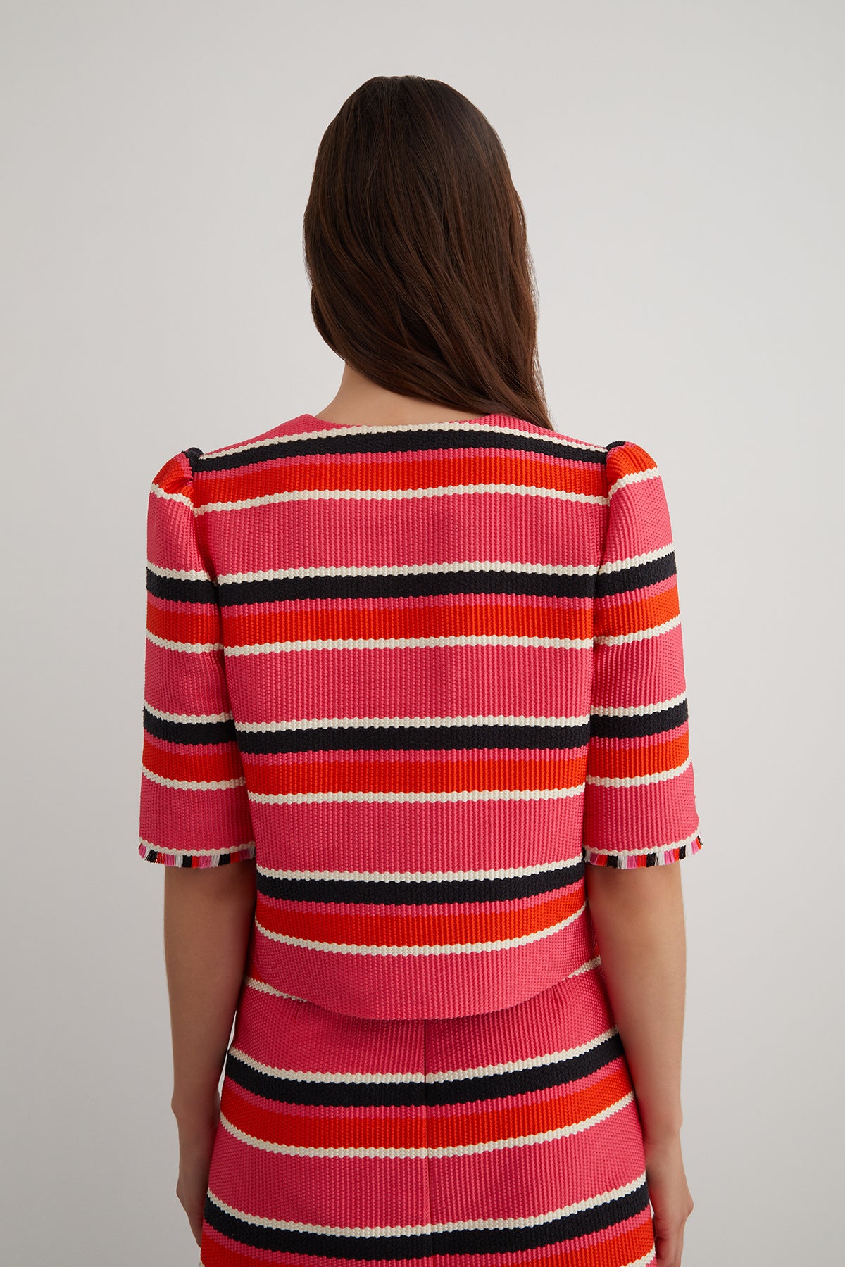 Kol Ucu Püskül Detaylı Düğmeli Ceket