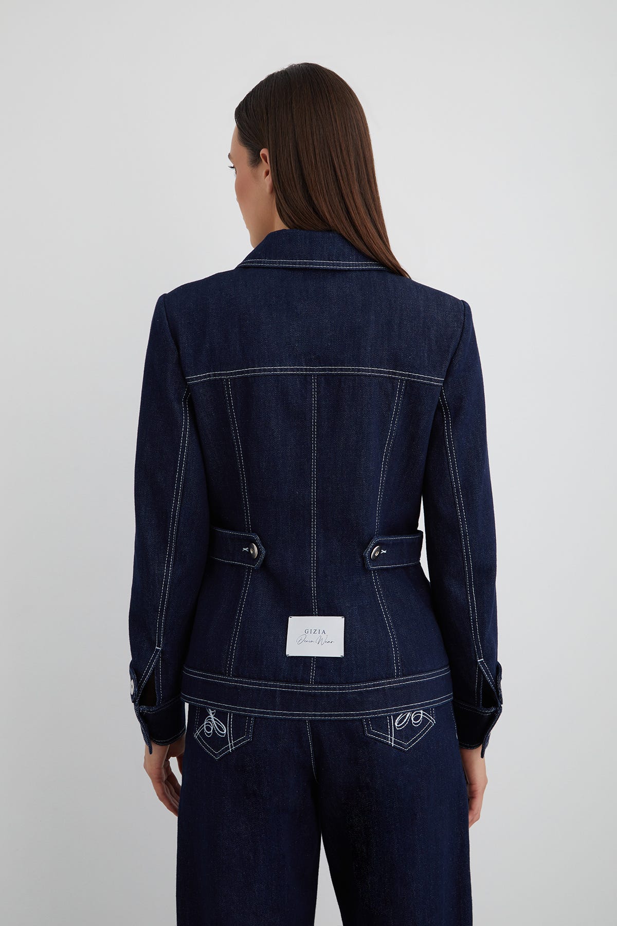 Cepli Ön Kapama Fermuarlı Dikiş Detaylı Jean Ceket