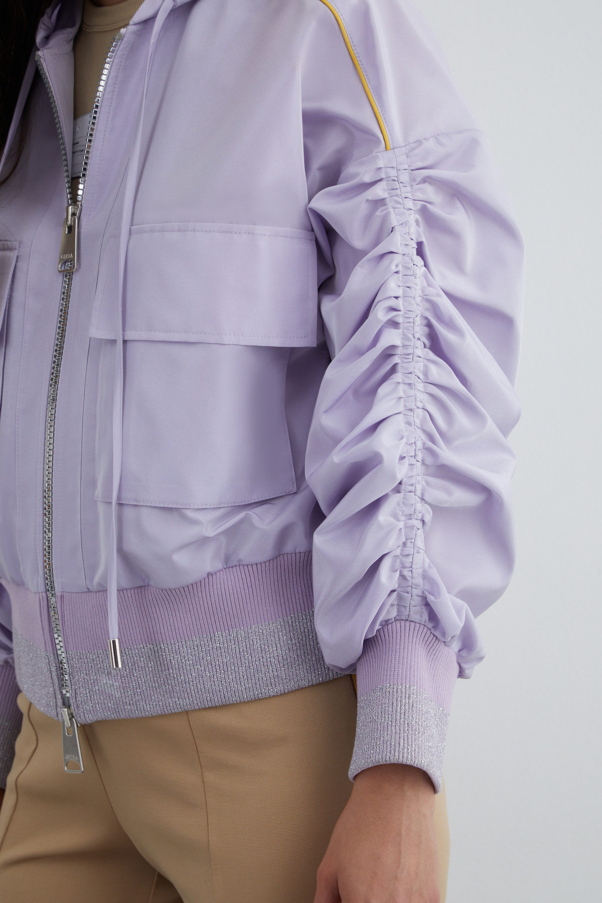 Taşlı Bağcık Detaylı Kolu Büzgülü Geniş Cep Ceket