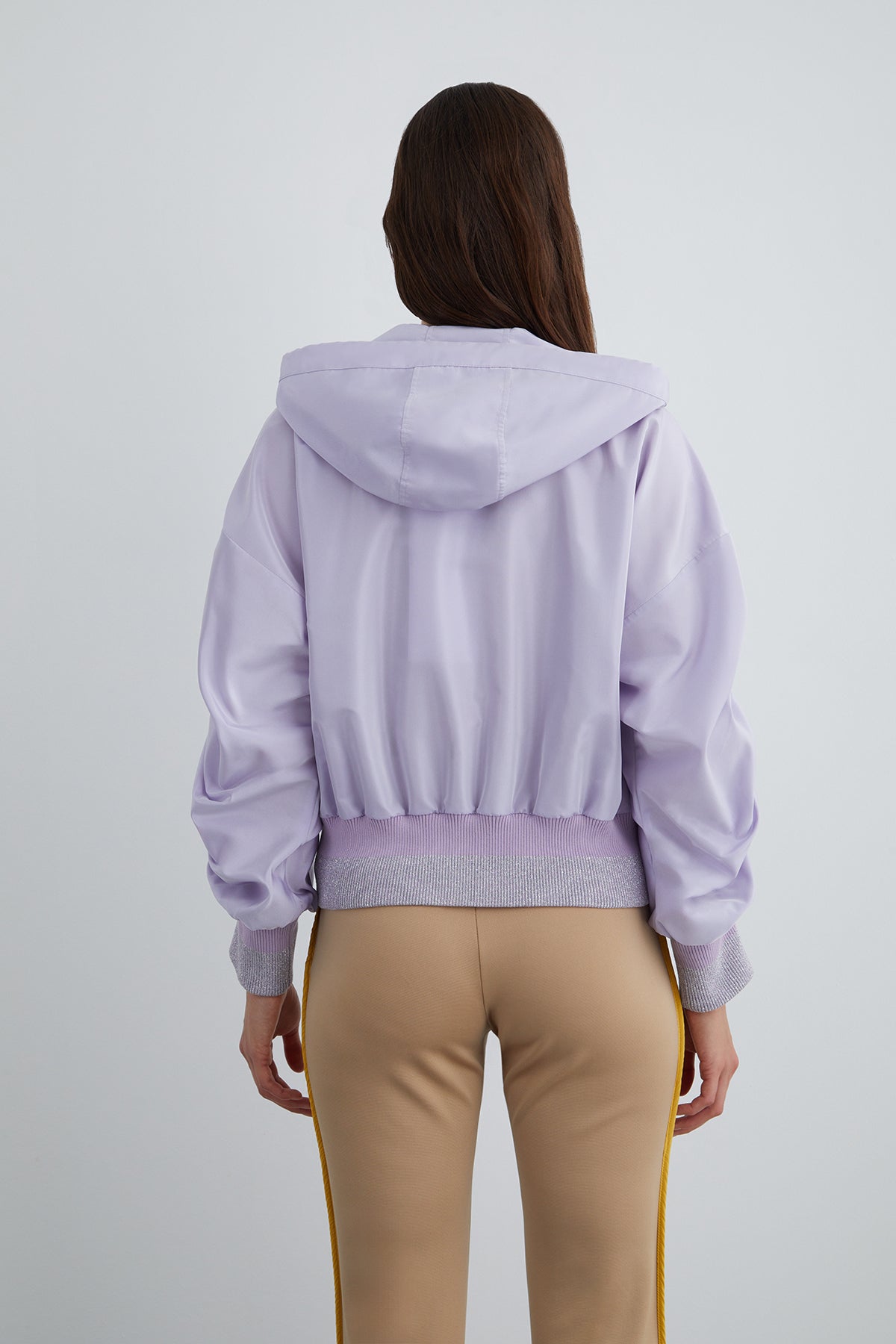 Taşlı Bağcık Detaylı Kolu Büzgülü Geniş Cep Ceket