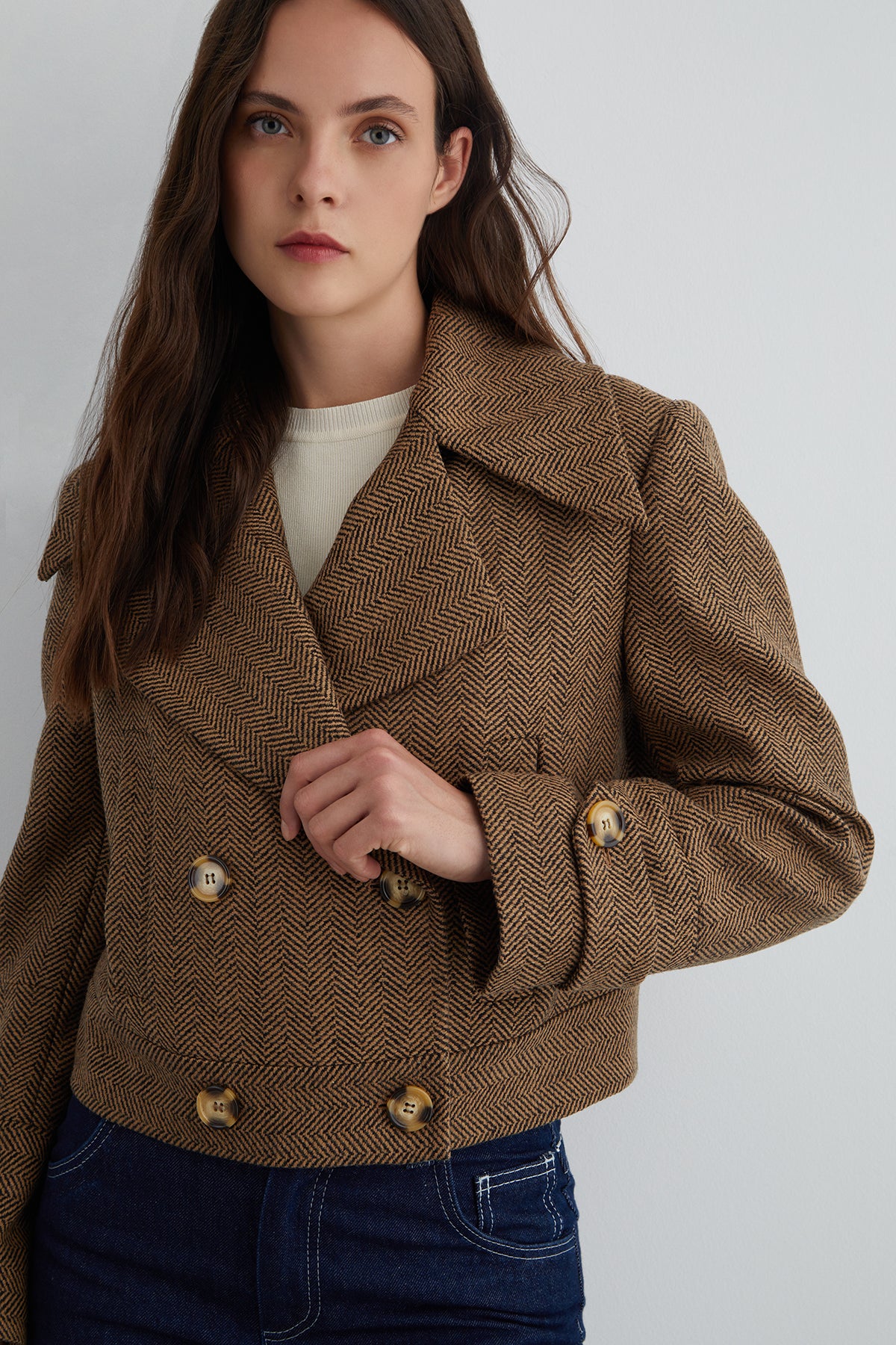 Kruvaze Kapama Kutu Form Kısa Kaşe Ceket