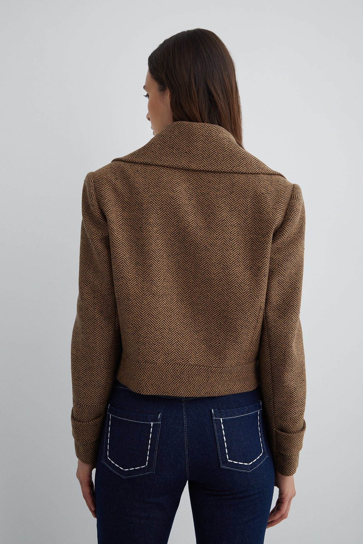 Kruvaze Kapama Kutu Form Kısa Kaşe Ceket