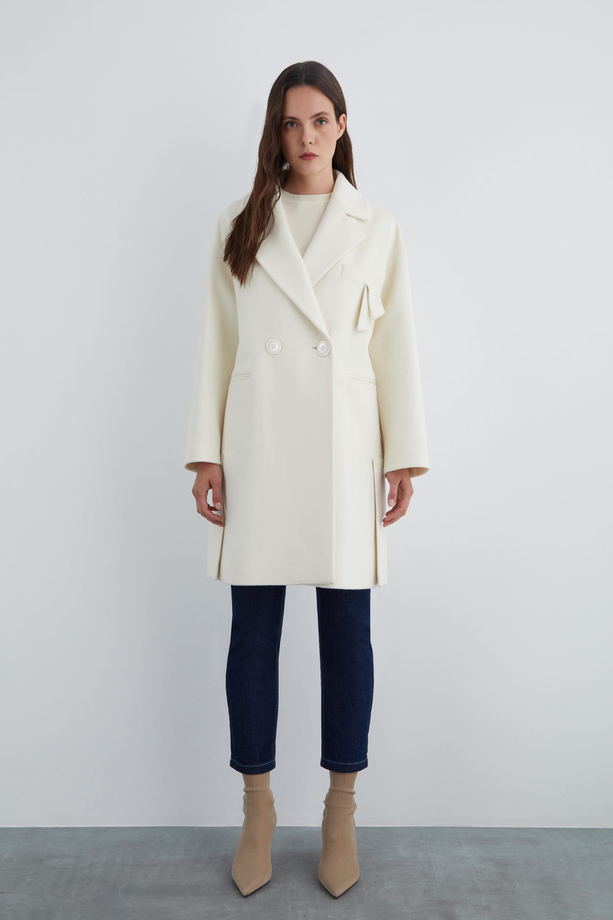 Cep Altı Model Detaylı Uzun Yeşili Kaşe Kaban