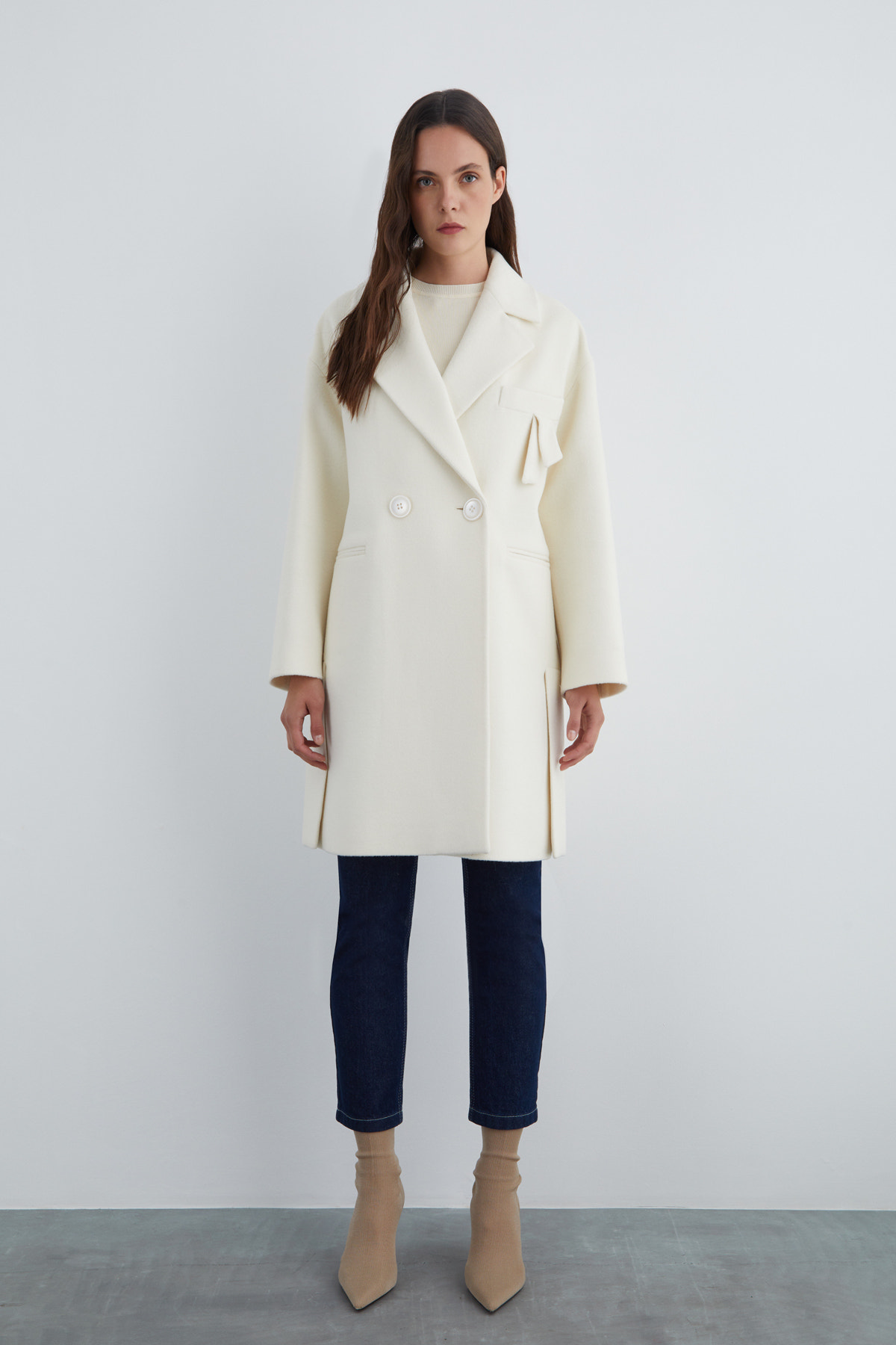 Cep Altı Model Detaylı Uzun Yeşili Kaşe Kaban