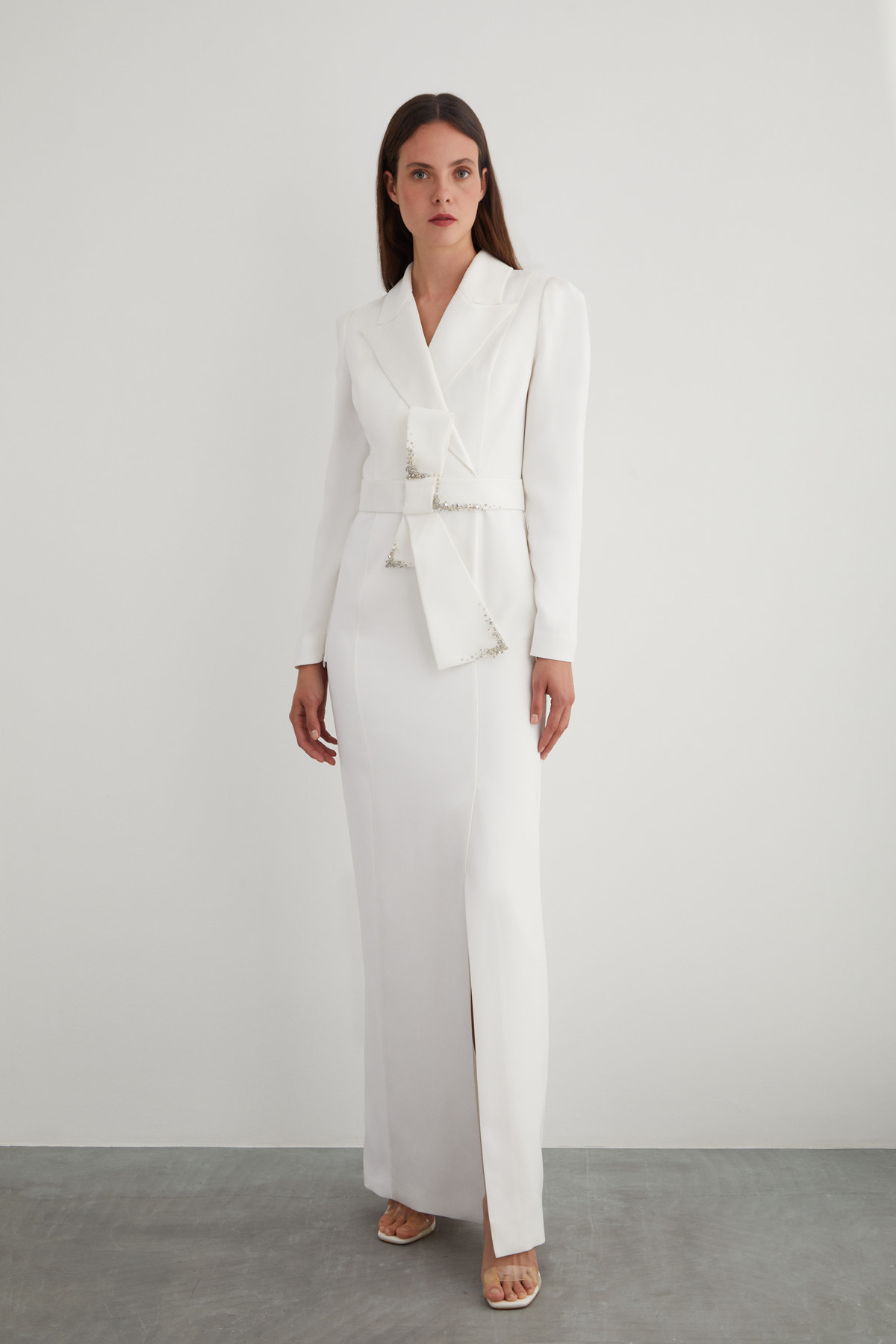 Yırtmaçlı Erkek Yaka Uzun Abiye Elbise