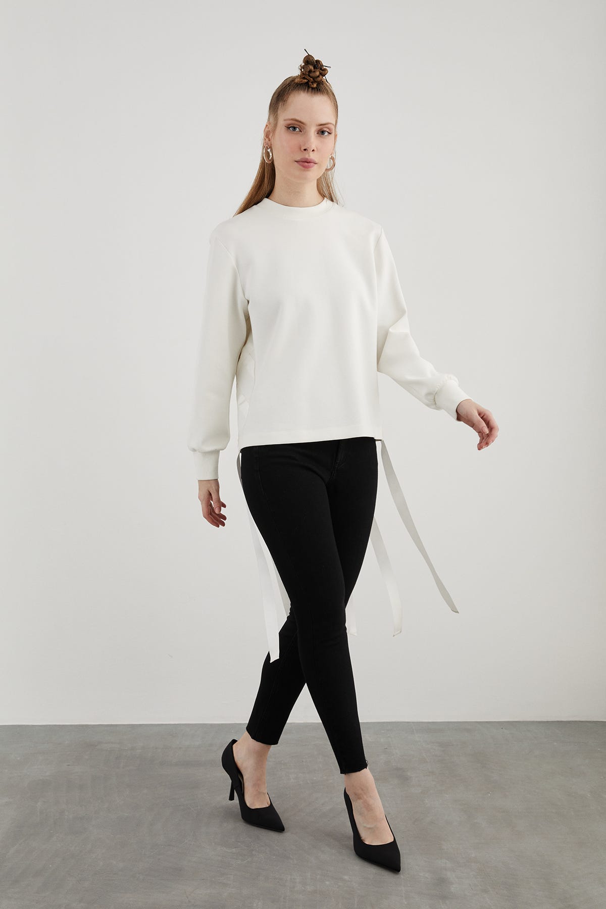 Bisiklet Yakalı Rahat Kesim Sweatshirt