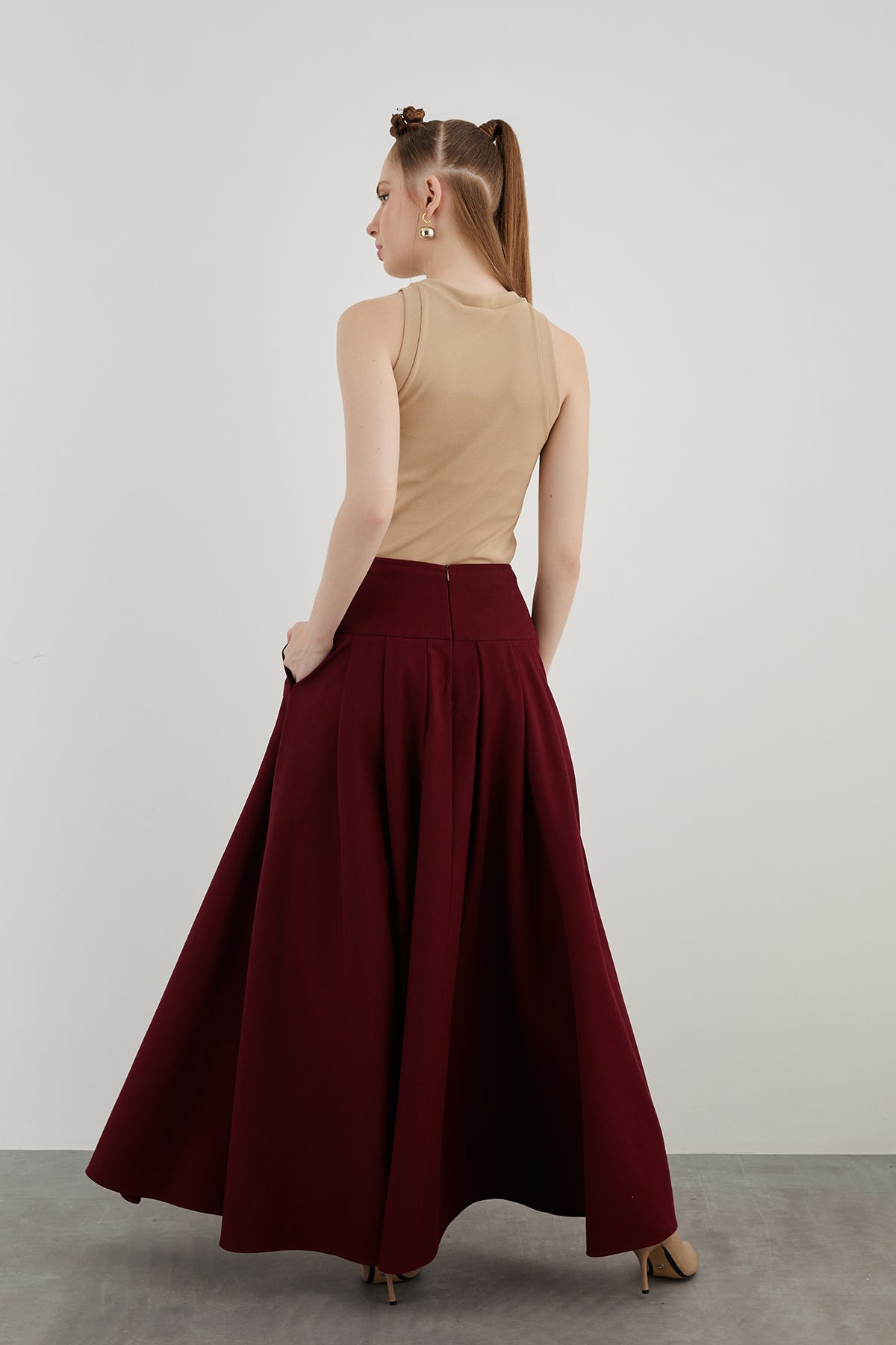 Yüksek Bel Bol Kesim Pileli Yan Cepli Uzun Kloş Etek