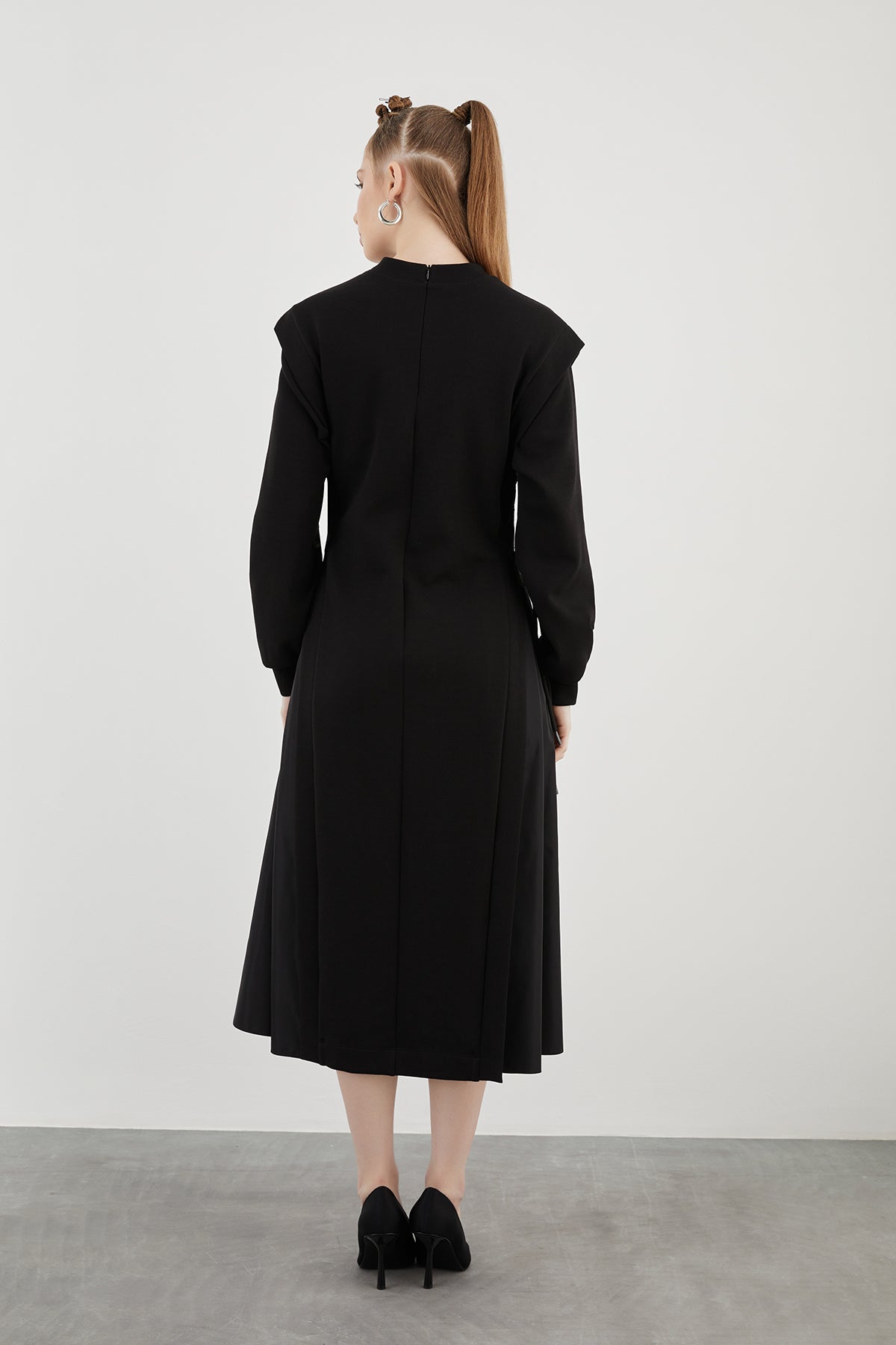 Dik Yaka Uzun Kollu Midi Boy Sweatshirt Örme Spor Elbise