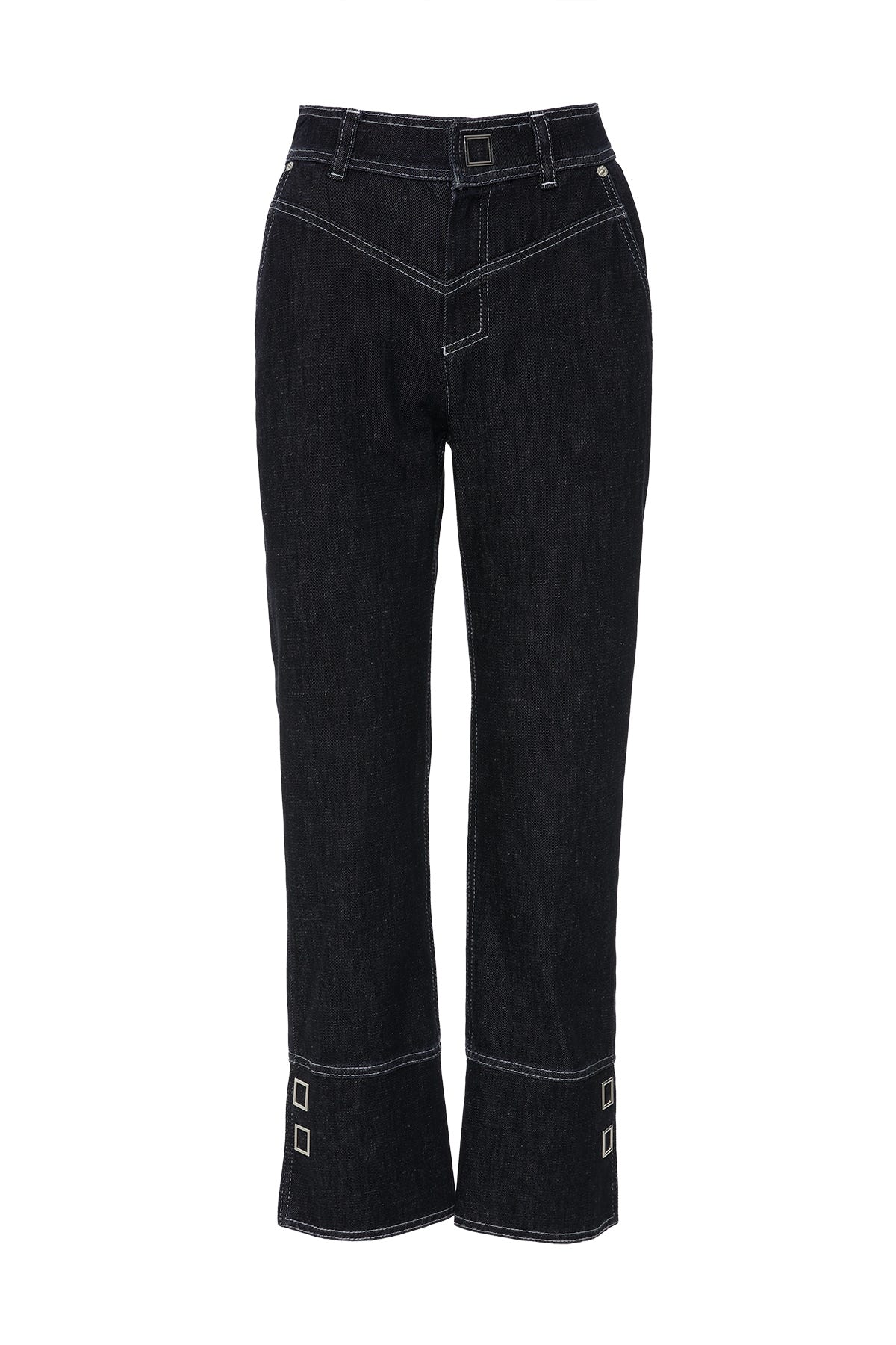 Yan Paçalar Kare Çıtçıt Detaylı Arka Cep Nakışlı Jean Pantolon