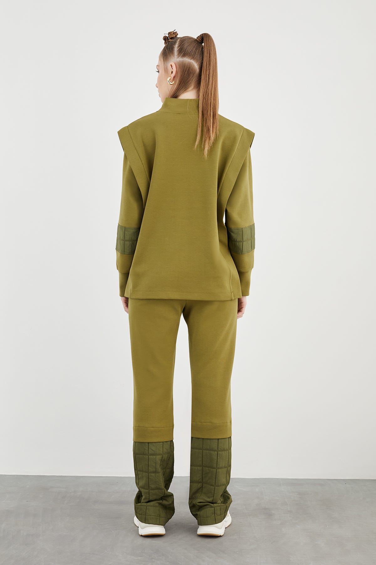 Beli Lastikli Rahat Kesim Örme Haki Eşofman Takımı