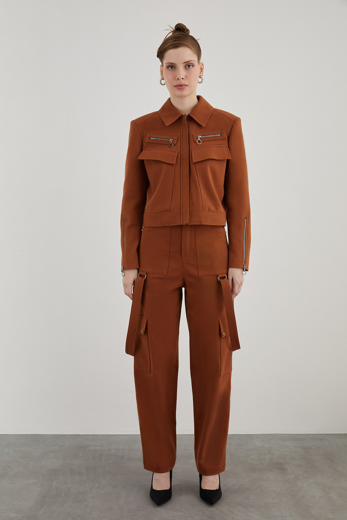 Cep Ve Fermuar Detaylı Taba Spor Ceket