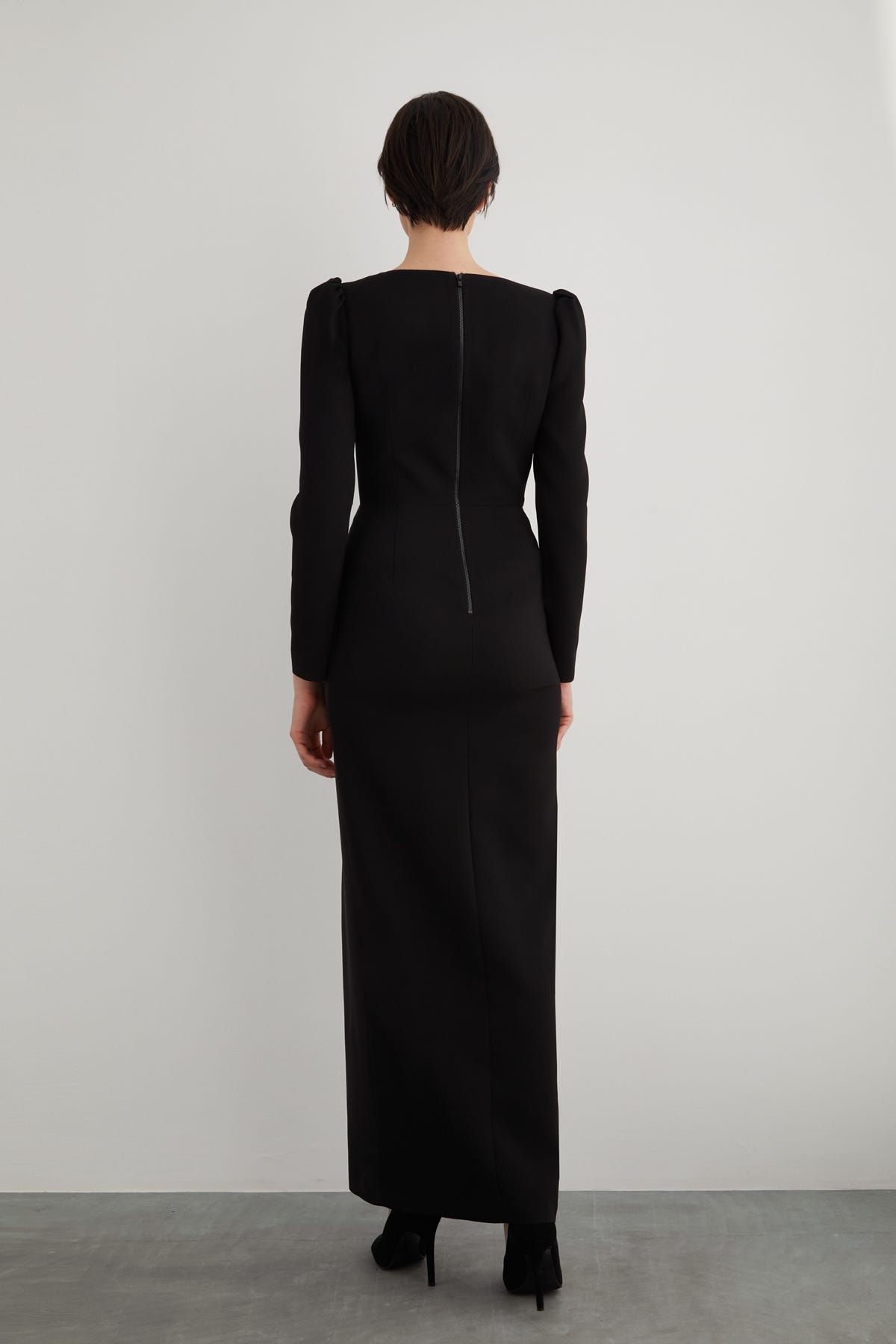 İşleme Detaylı Kol Üstü Büzgülü Uzun Abiye Elbise