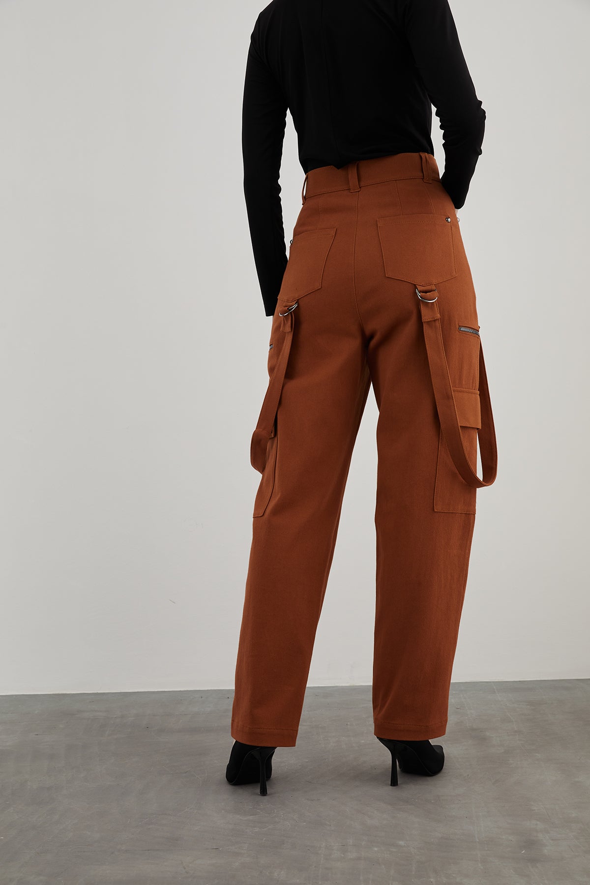 Kargo Cepli Düz Kesim Pantolon