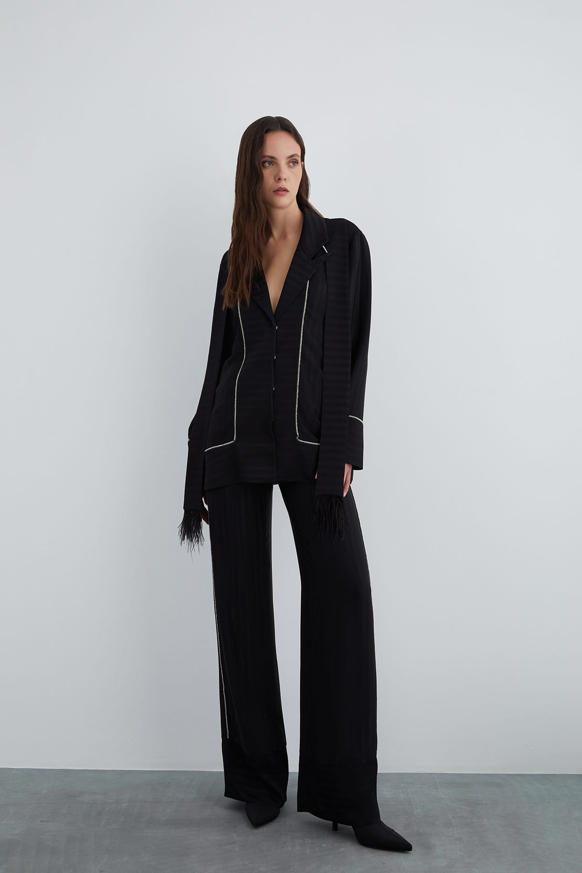 Şerit Detaylı Çıtçıt Kapama Gömlek