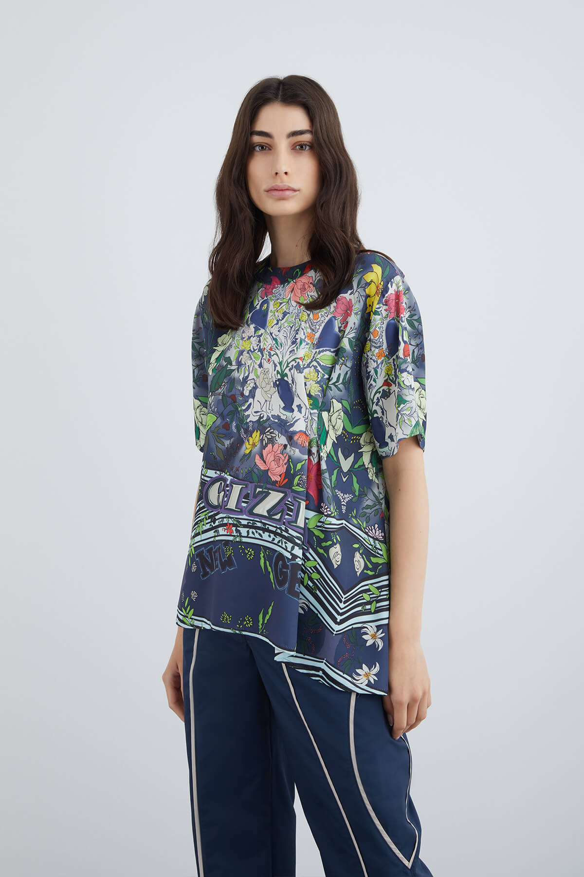 Şerit Detay Cepli Pantolon