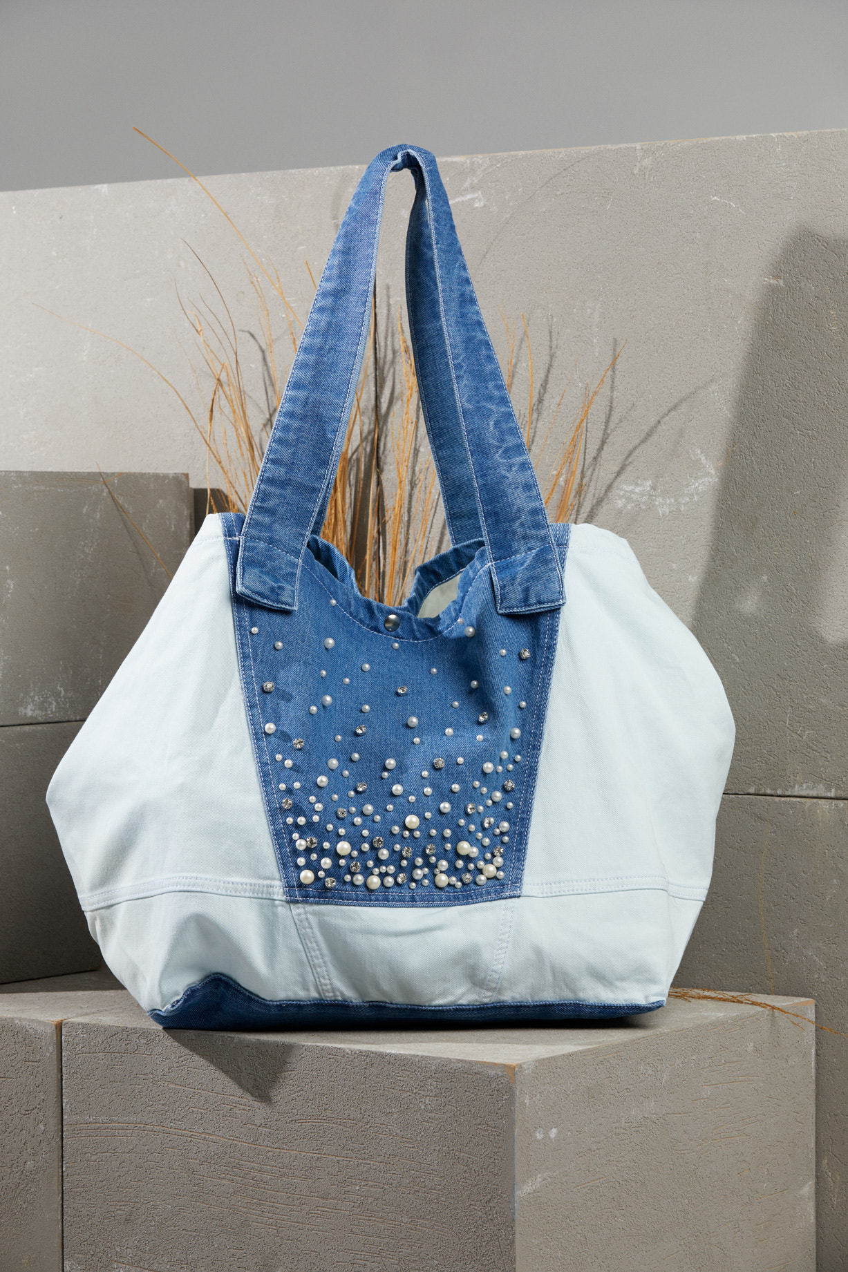 İşlemeli Denim Çanta