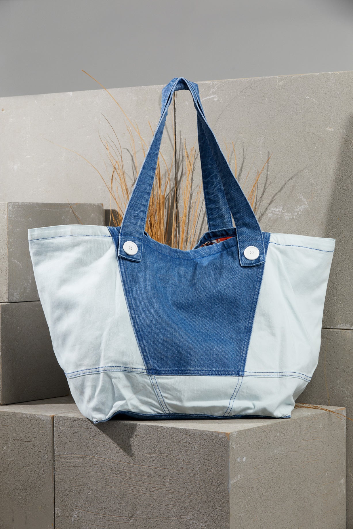 Jean Detaylı Nakışlı Düğmeli Jean Çanta