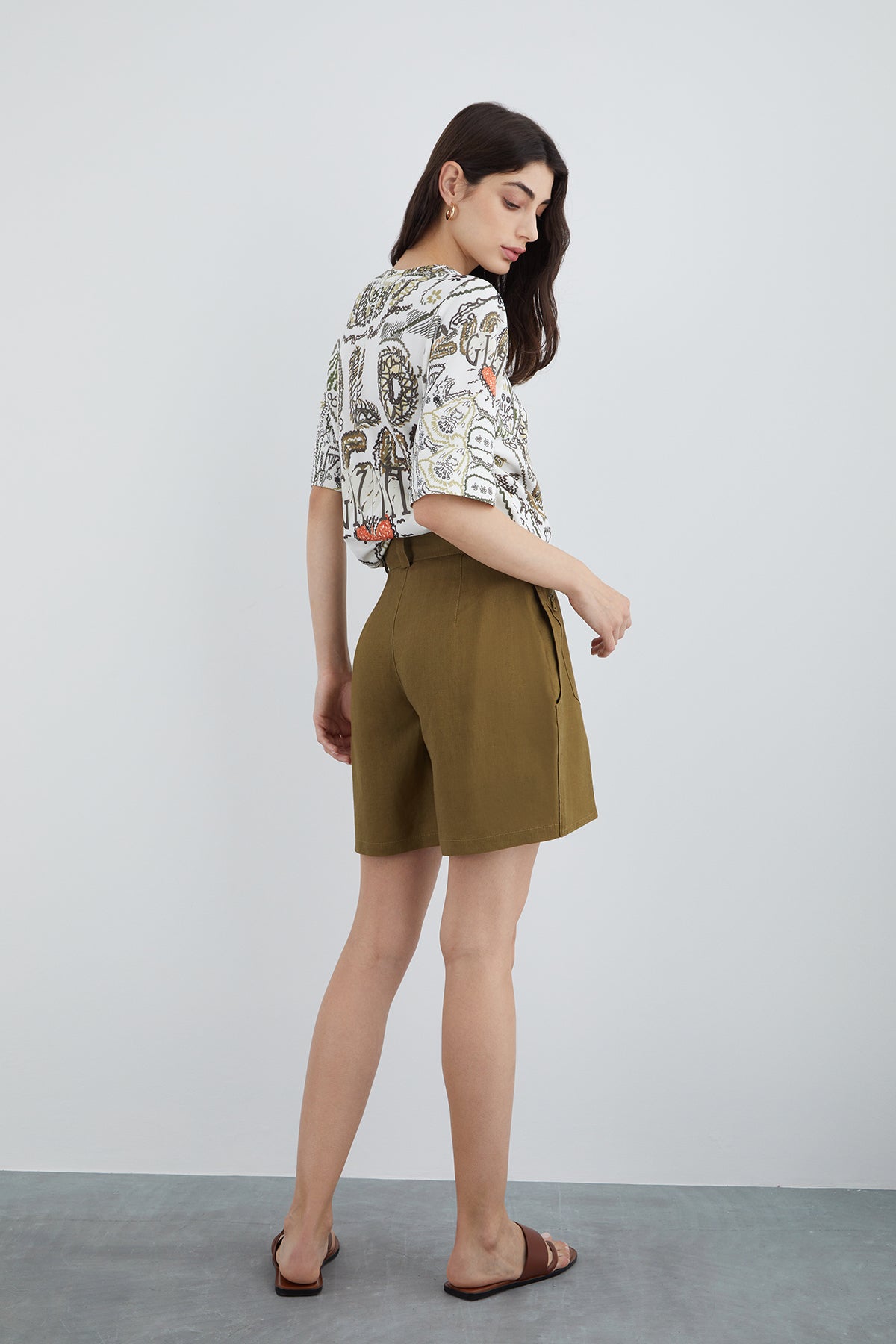 Baskı Ve Nakış Detaylı T-shirt