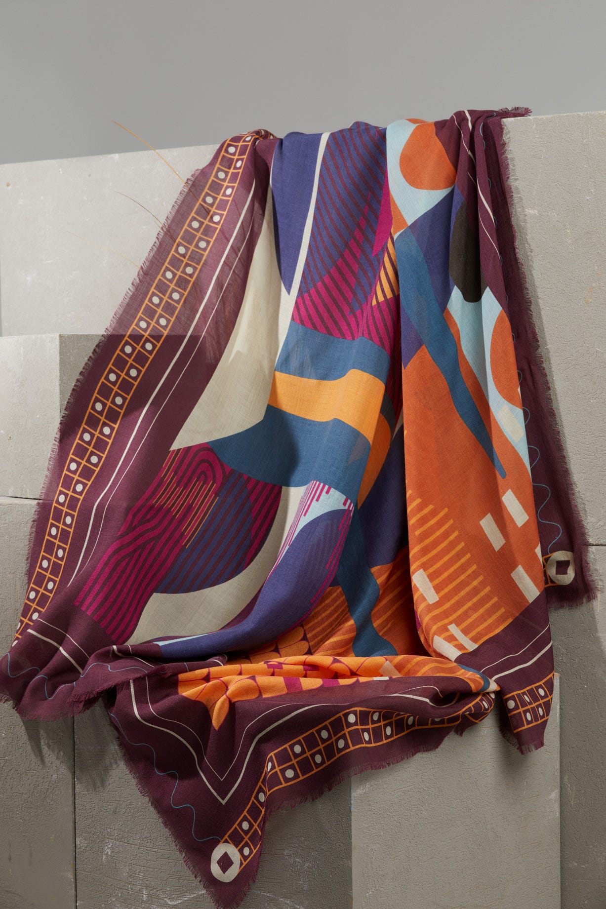 Geometrik Desenli Eşarp