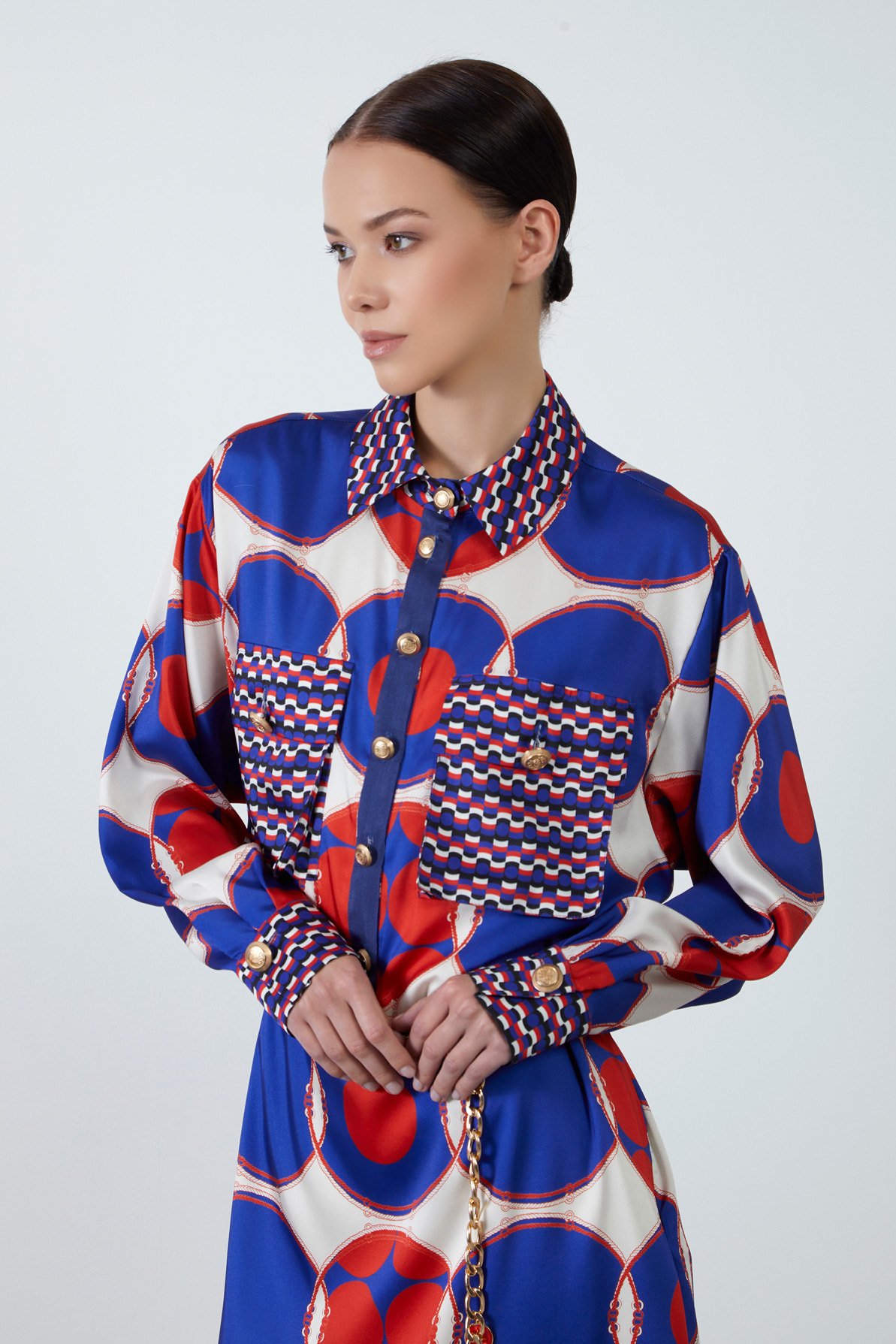 Çıkarılabilir Zincir Kemer Detaylı Düğmeli Uzun Desenli Elbise