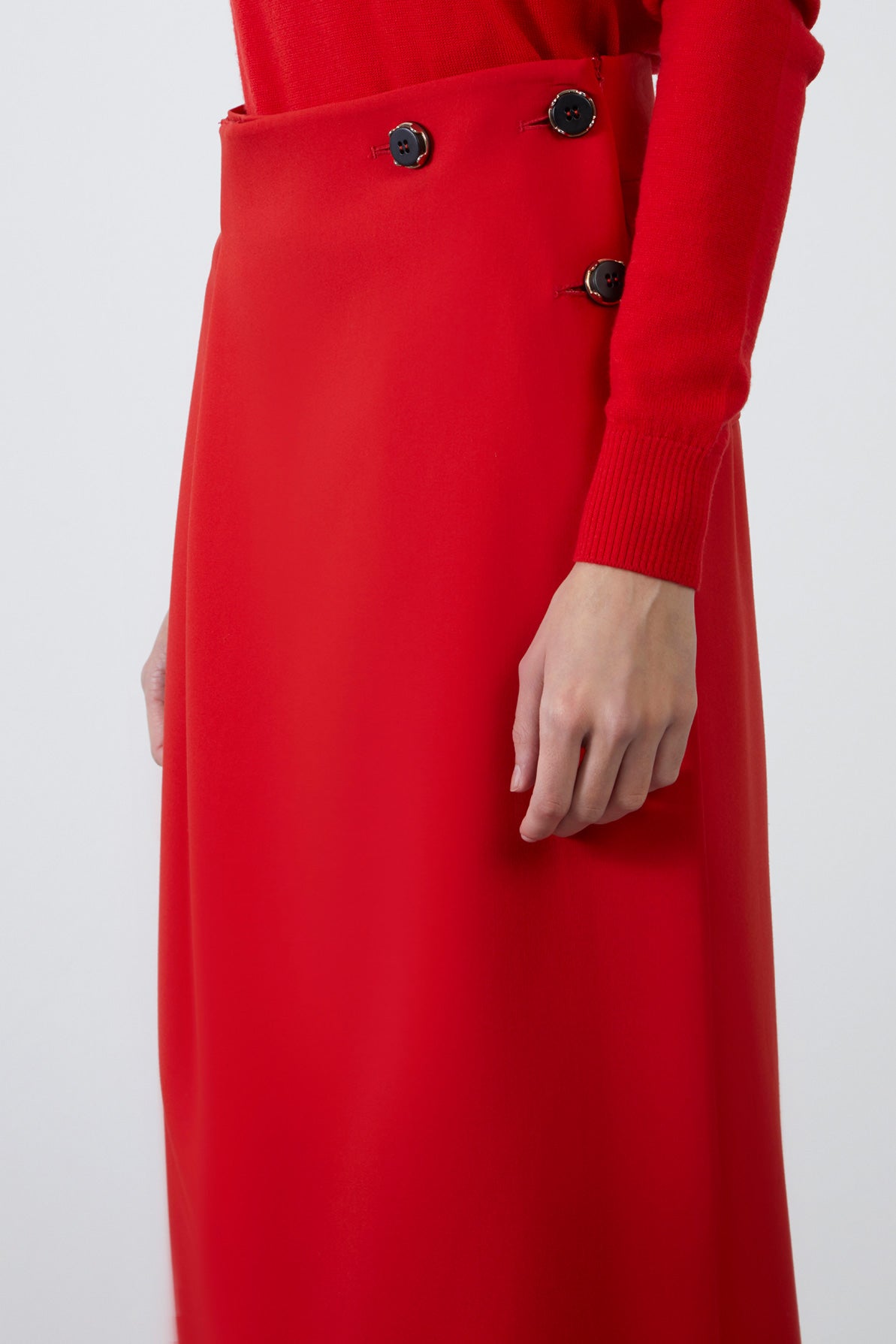 Ön Beden Çıkarılabilir Düğme Detaylı Bol Paça Pantolon