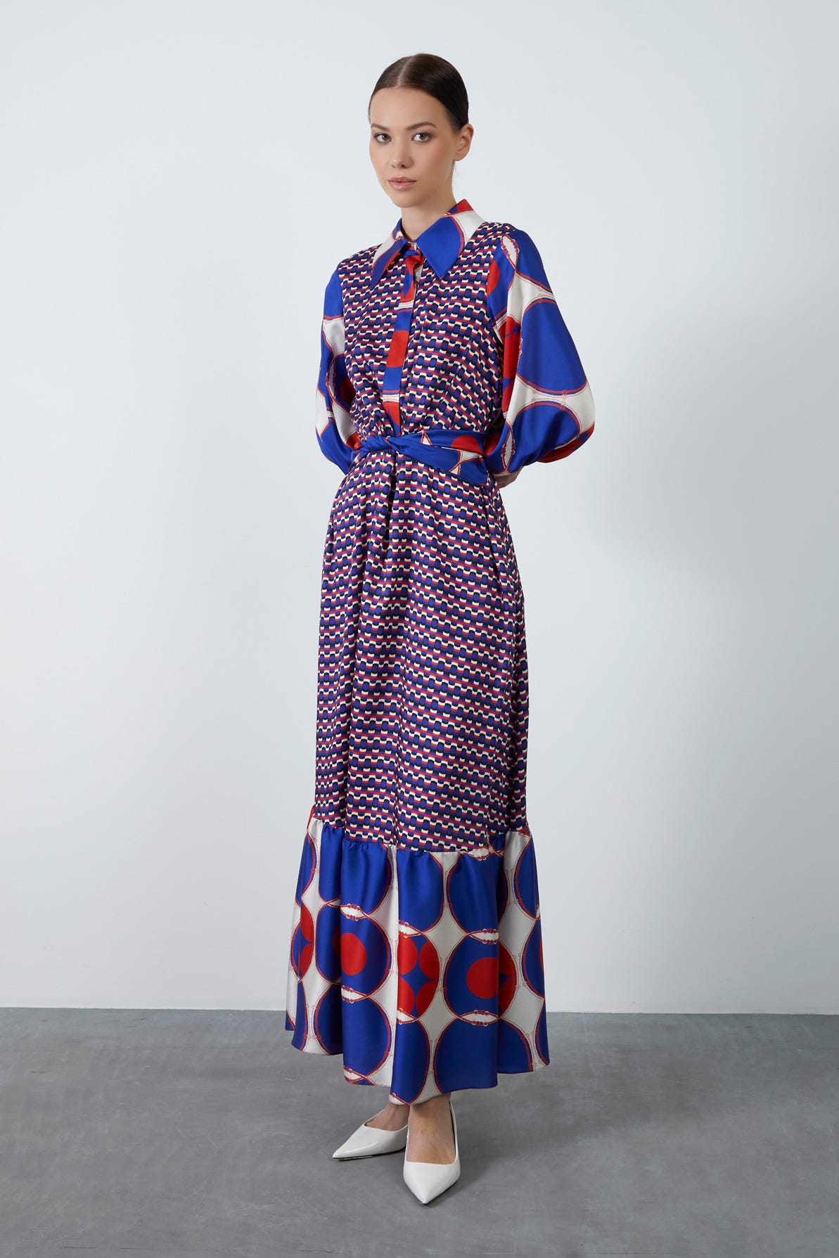 Beli Sabit Kuşaklı Gizli Kapama Uzun Desenli Elbise