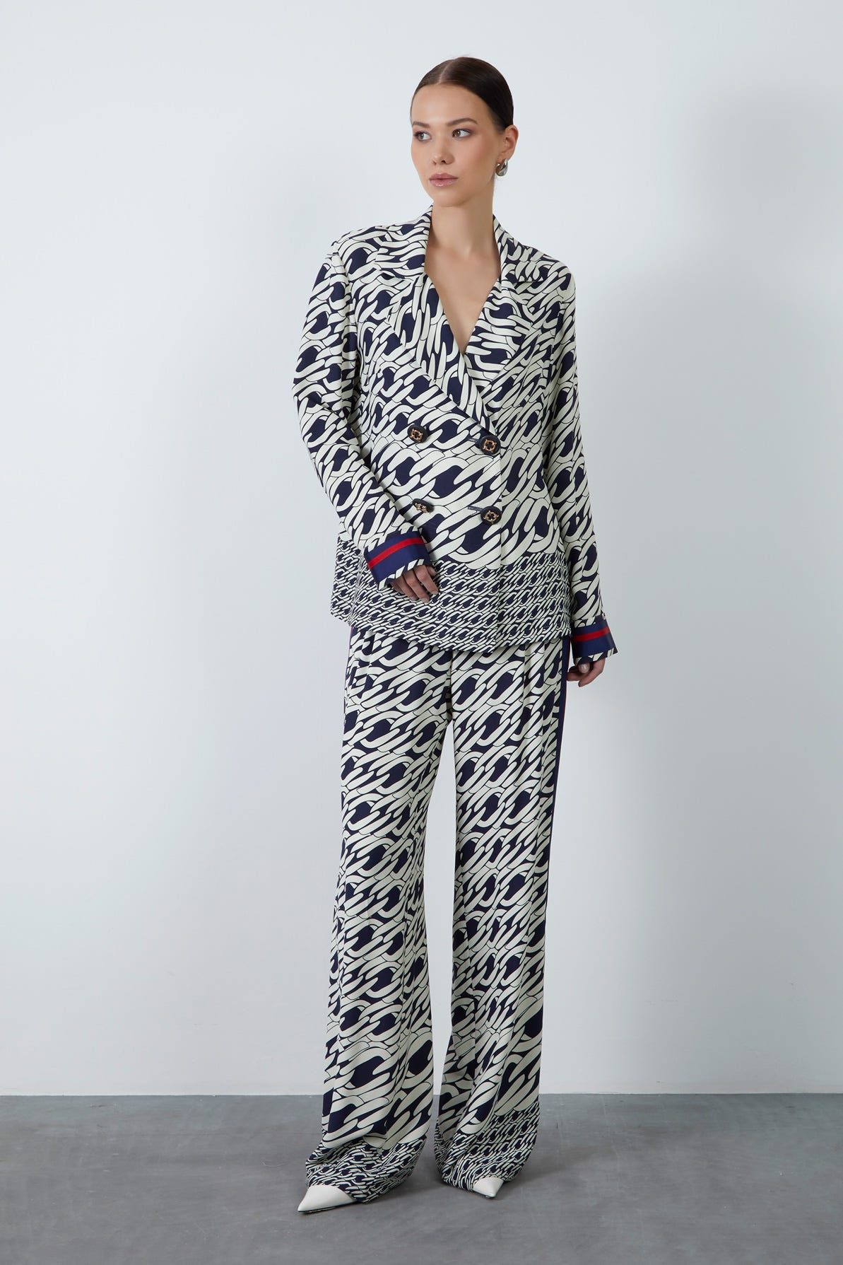 Manşet Detaylı Desenli Ceket