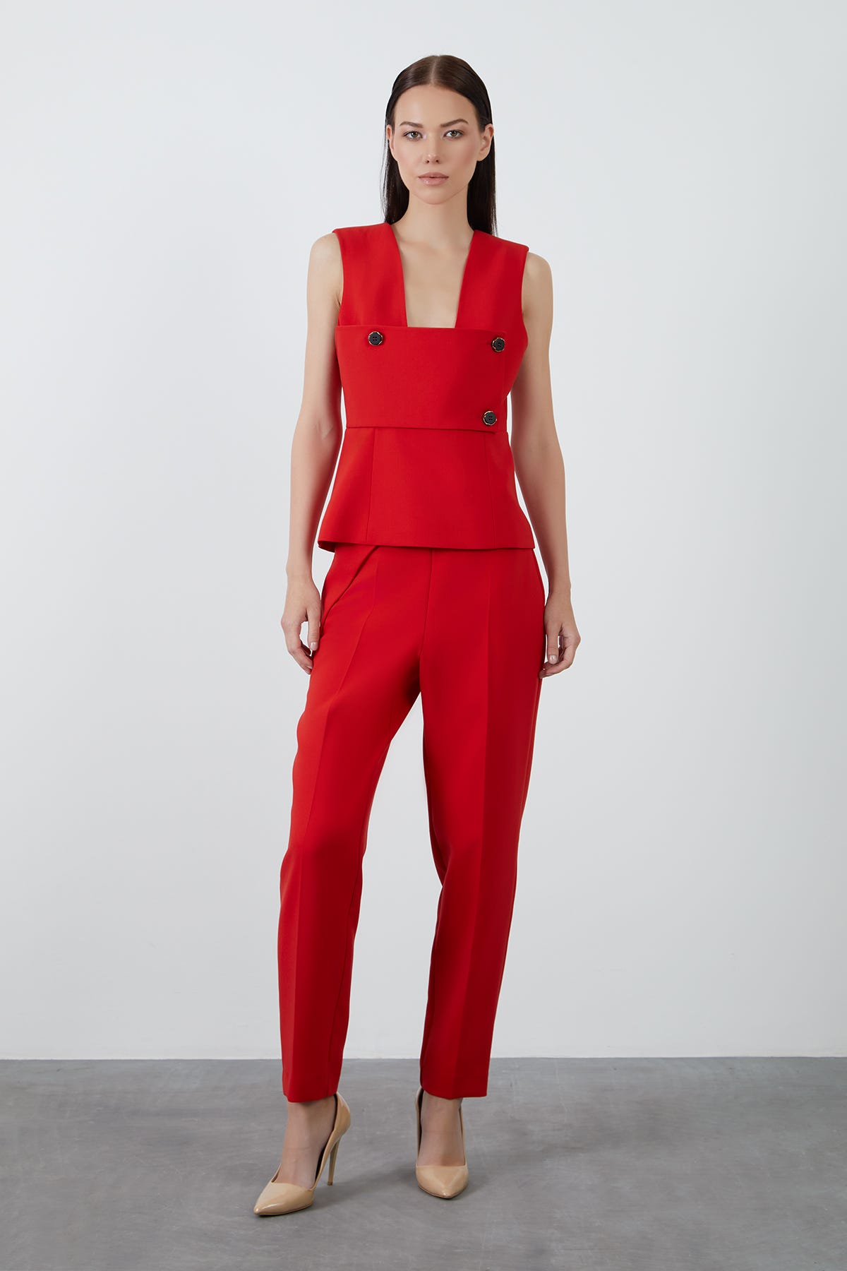 Düğme Detaylı Arkası Fermuarlı Bluz