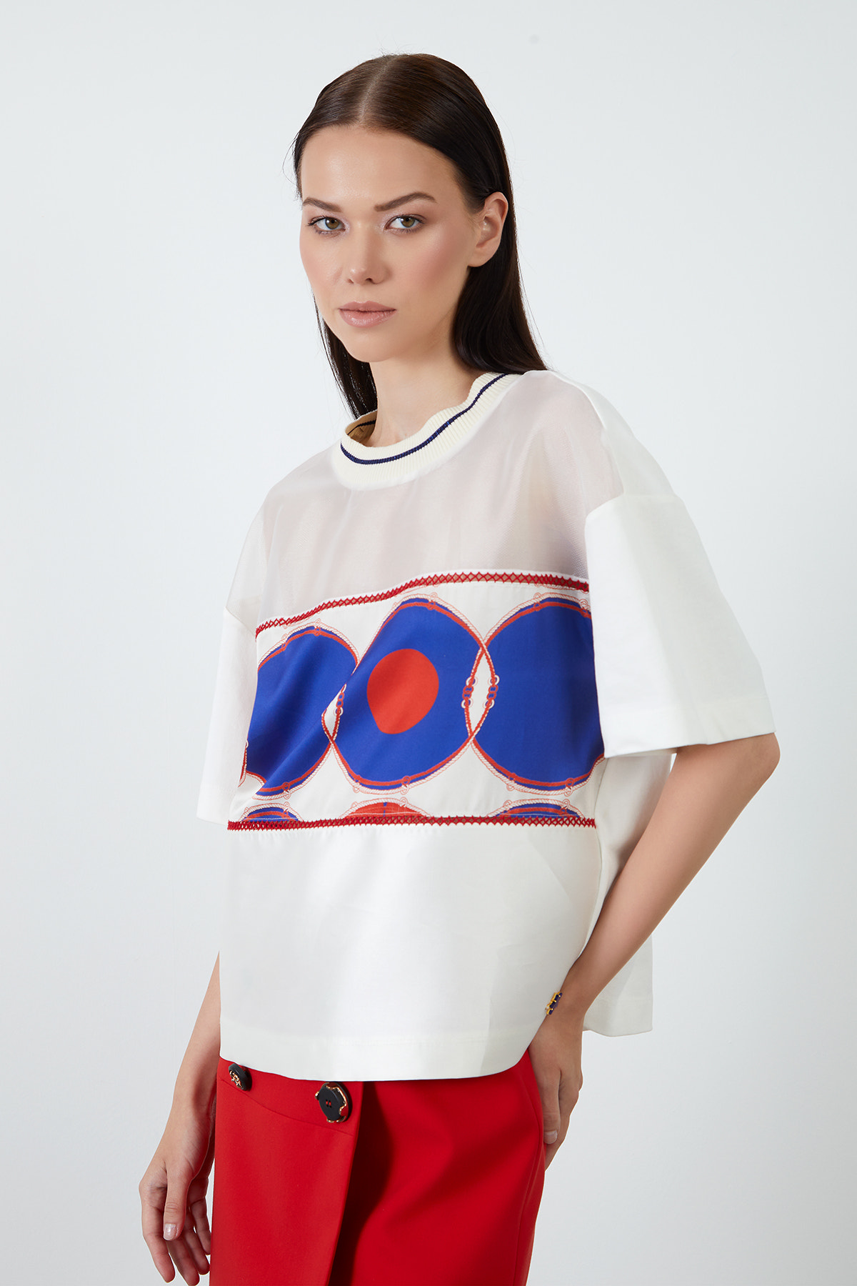 Dikiş Detaylı Triko Yaka Üst Beden Transparan Bluz