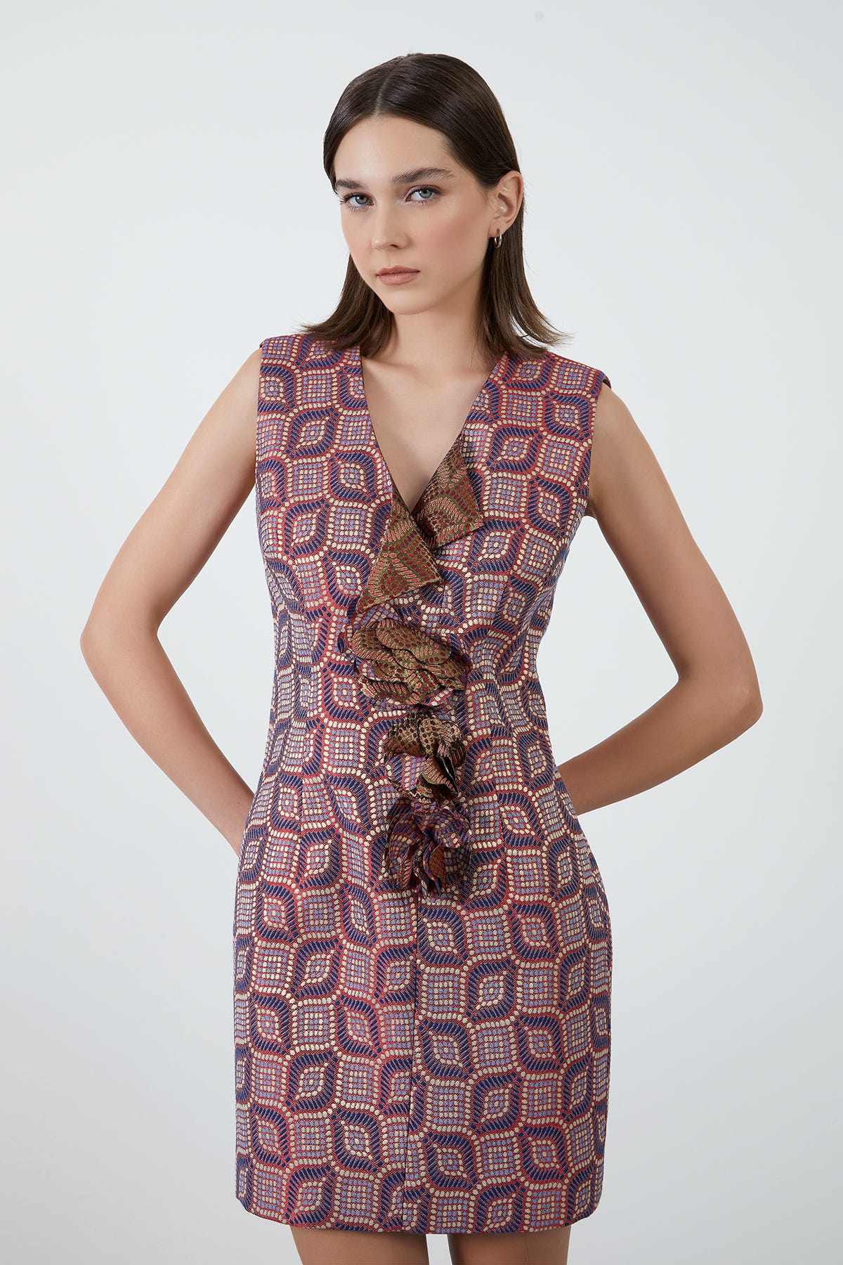 Çiçek Broş Detaylı Jakarlı Mini Elbise