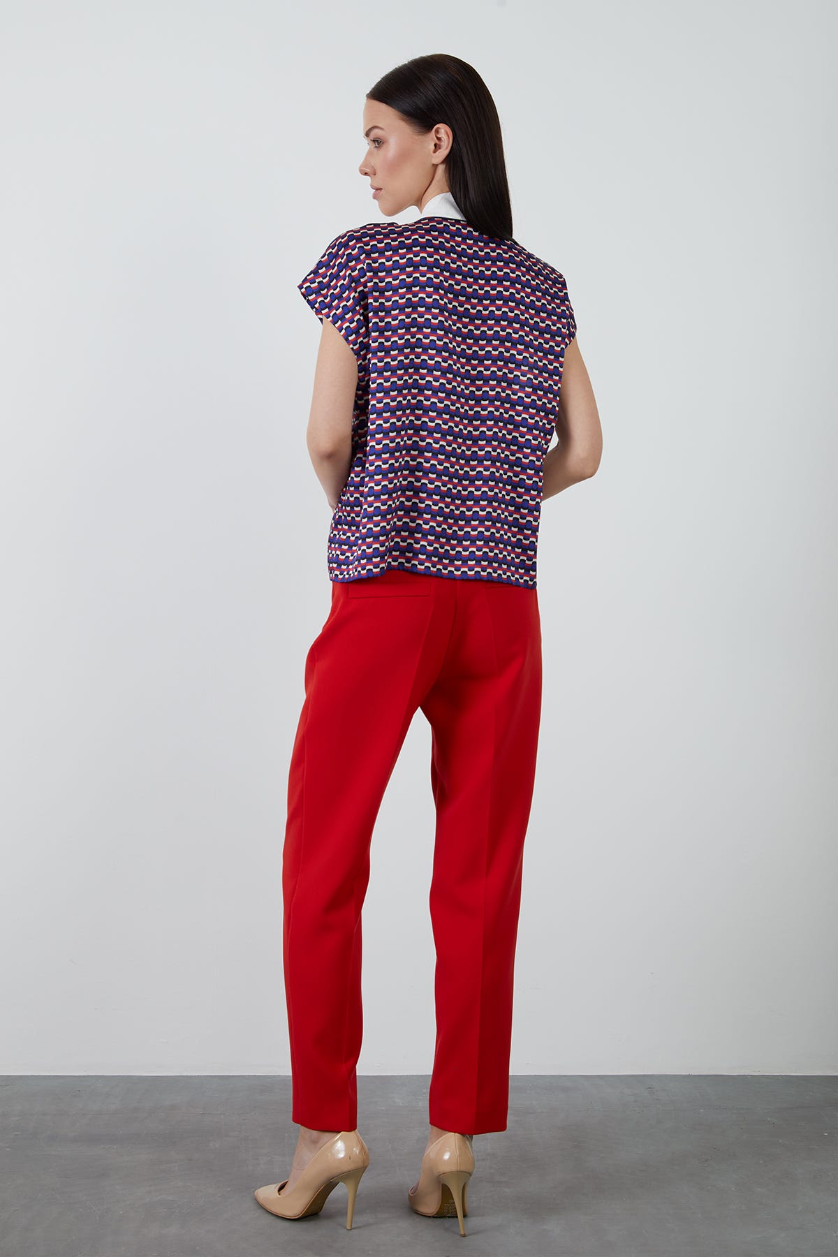 Düğme Detaylı Desenli Gömlek