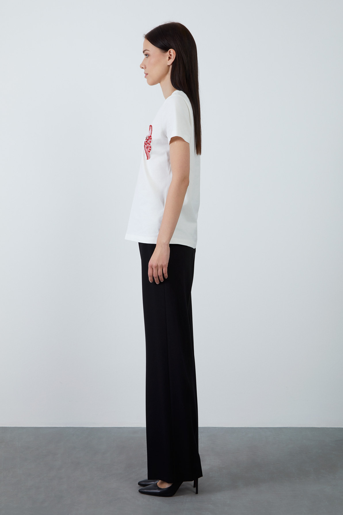 Nakış Detaylı T-shirt