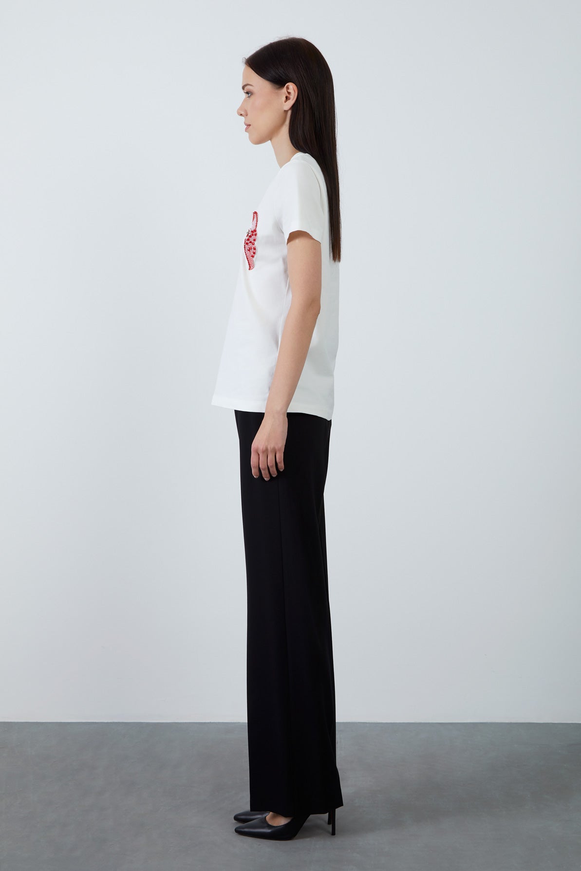 Nakış Detaylı T-shirt