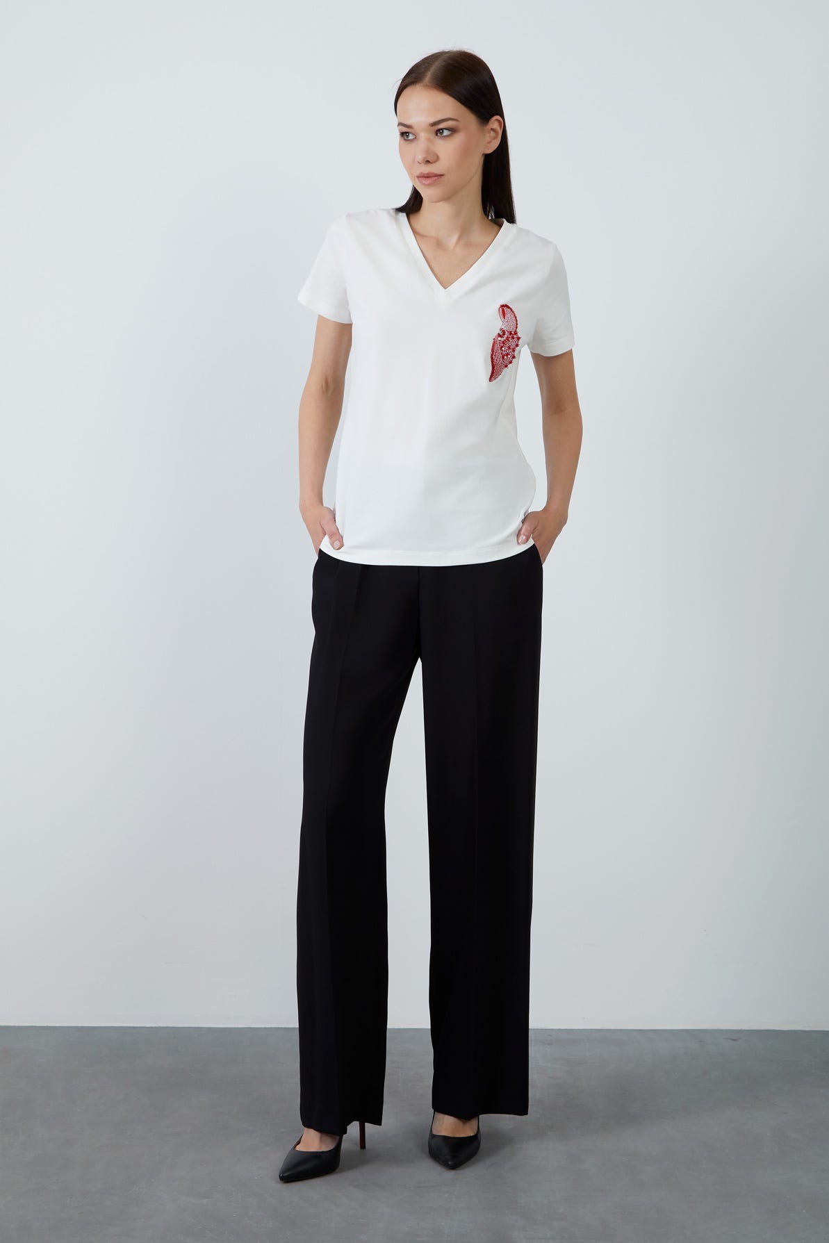 Nakış Detaylı T-shirt