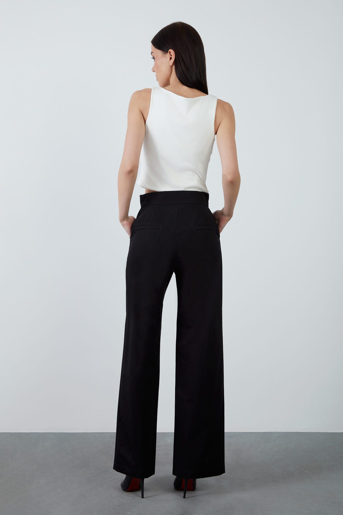 Fermuar Detaylı Yüksek Bel Pantolon