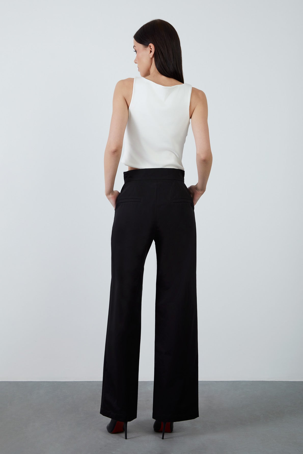 Fermuar Detaylı Yüksek Bel Pantolon