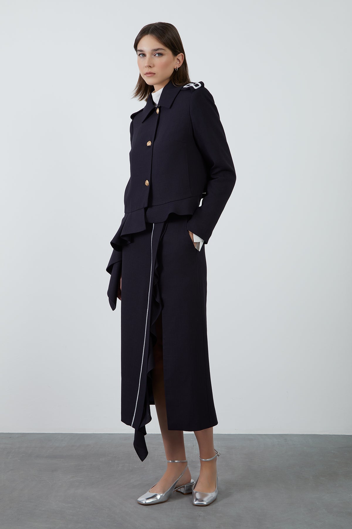 Apoletleri Nakış Detaylı Ceket