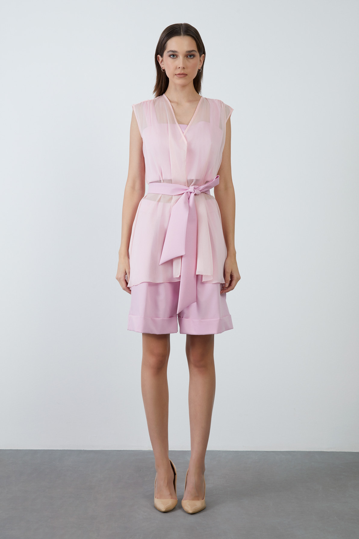 Crop Top Üst Duble Paçalı Şort Yelekli Keten Takım